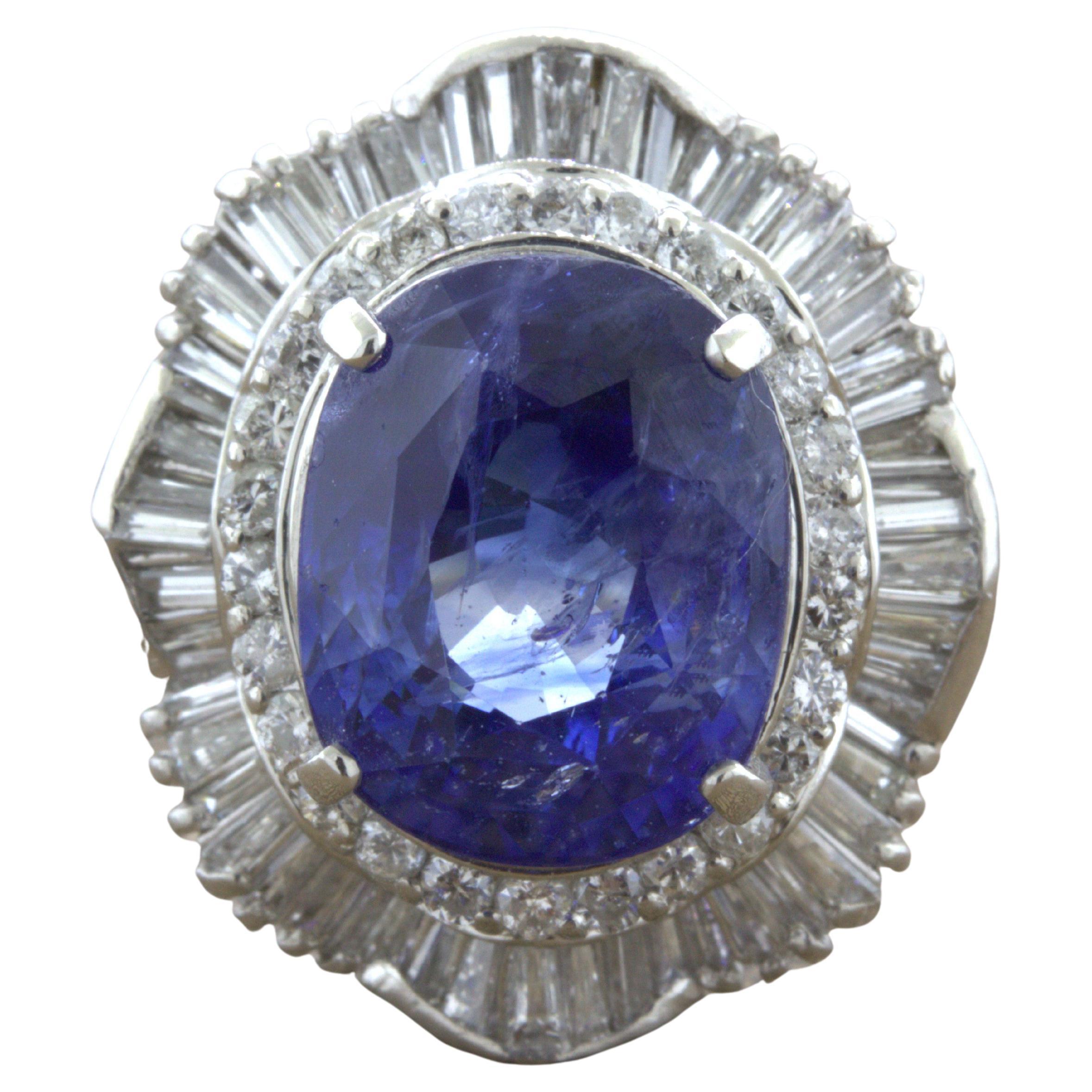 7.94 Carat Sapphire Diamond Platinum Ring For Sale