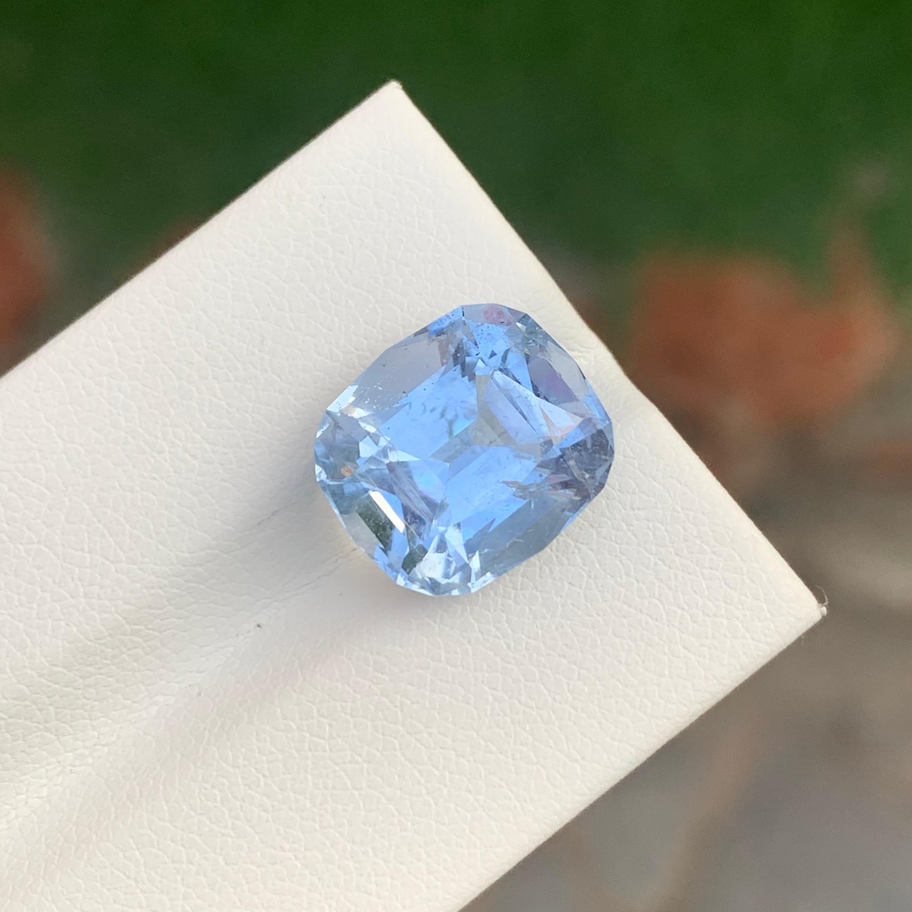7,95 Karat wunderschön facettiert Goshenit Aquamarin Kissen Form Edelstein im Zustand „Neu“ im Angebot in Peshawar, PK