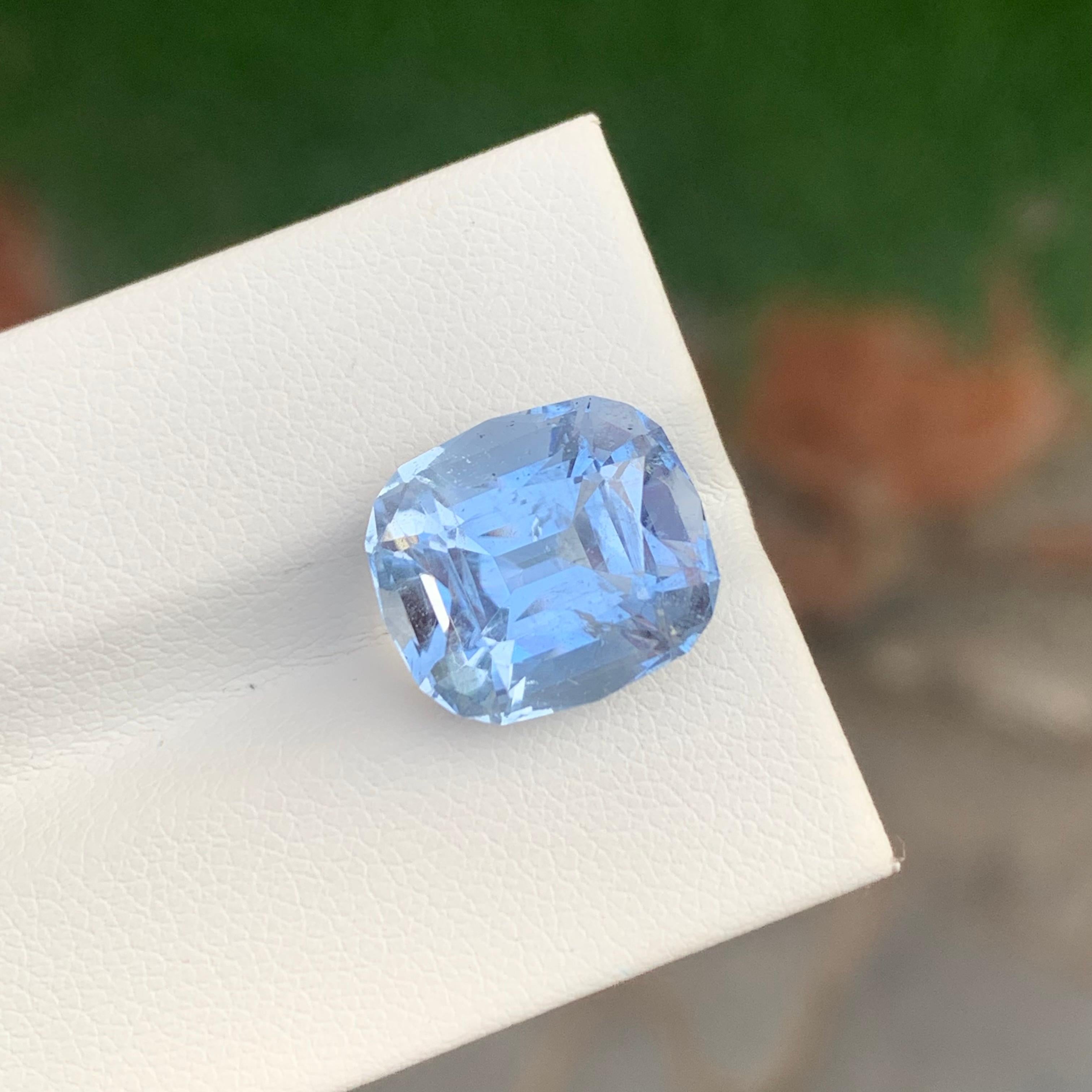 7,95 Karat wunderschön facettiert Goshenit Aquamarin Kissen Form Edelstein für Damen oder Herren im Angebot