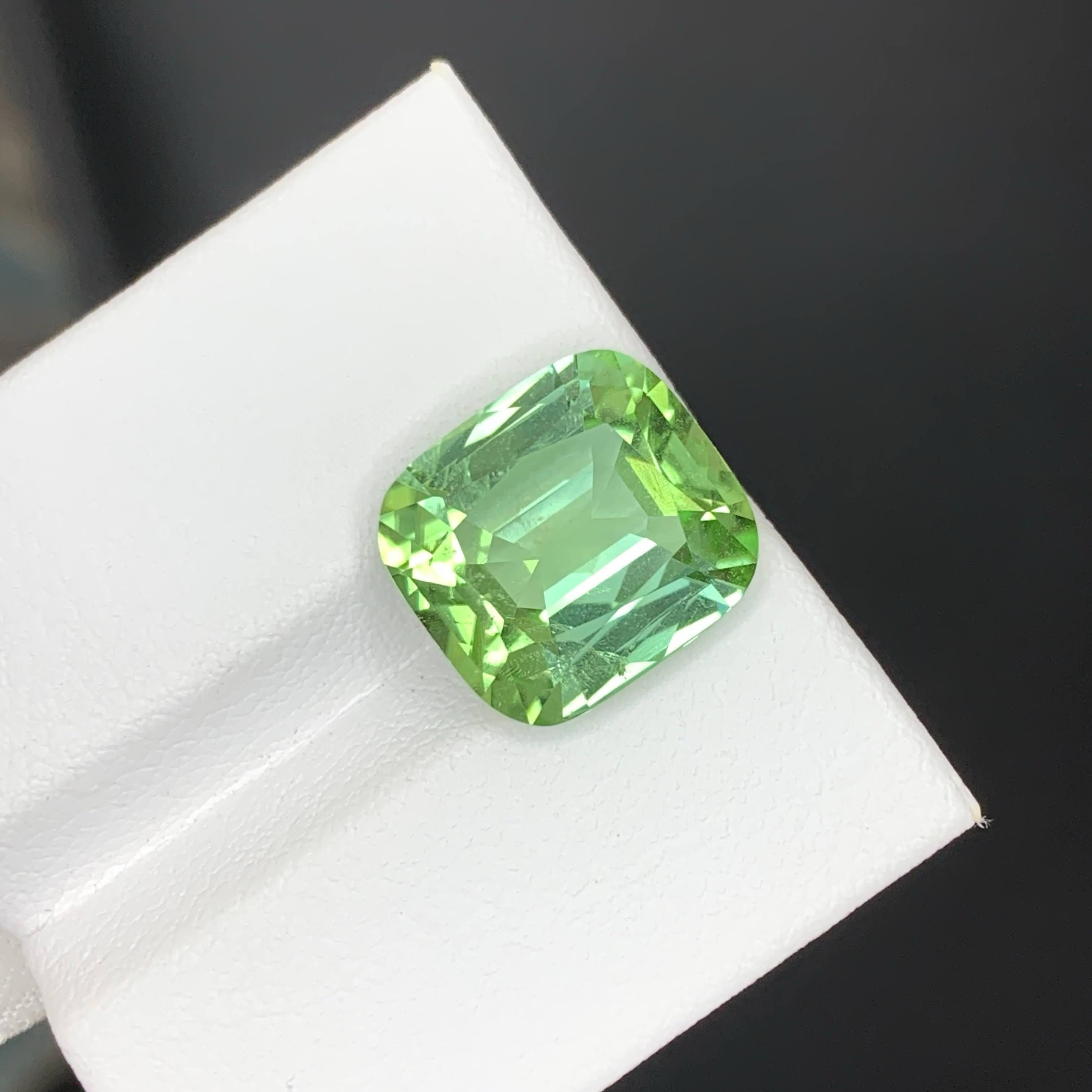 Taglio cuscino 7.95 carati di tormalina verde menta naturale sfusa, pietra tagliata a cuscino Gemma afgana in vendita
