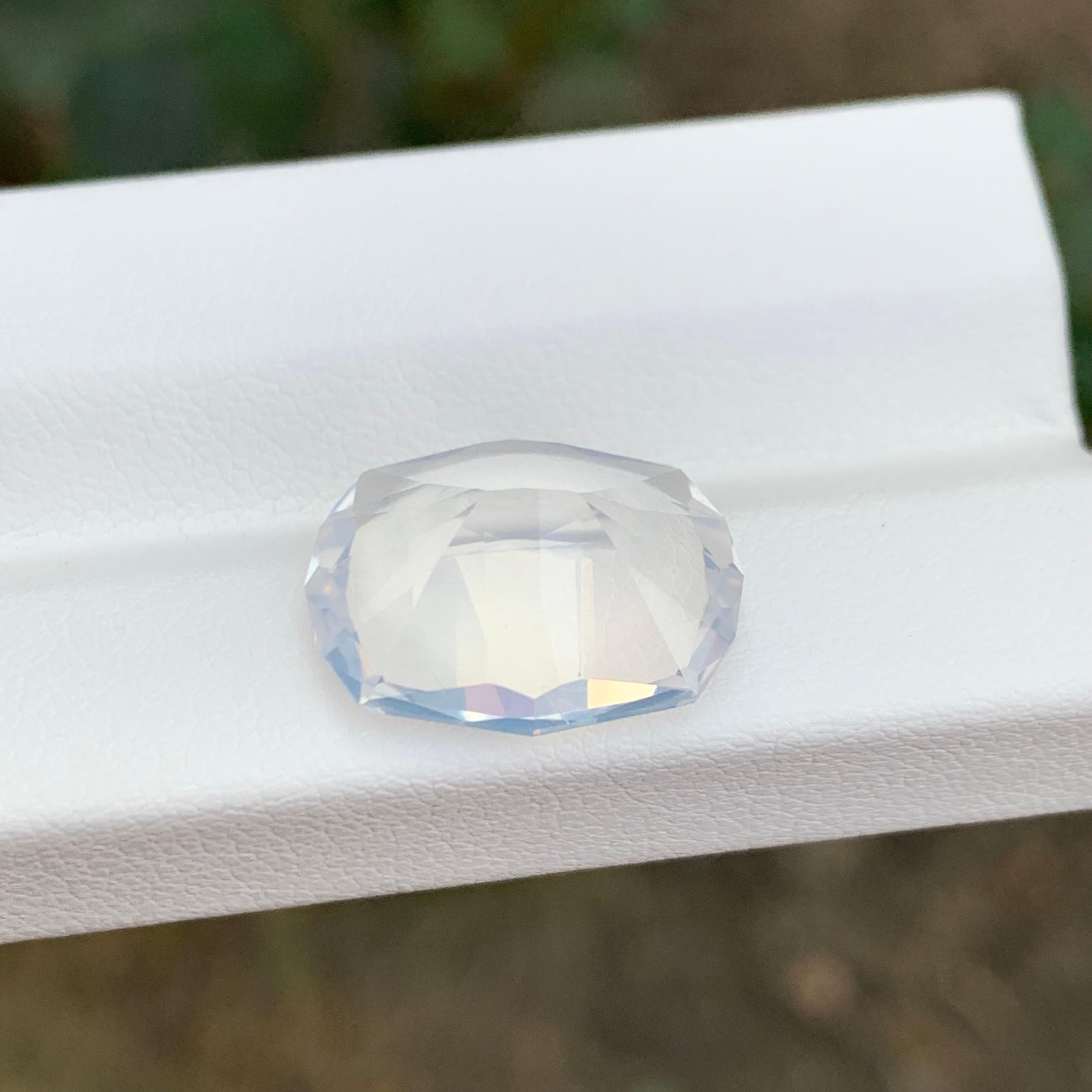 7.95 Carat Natural Loose Moonstone Emerald Cut Gemstone For Sale 1