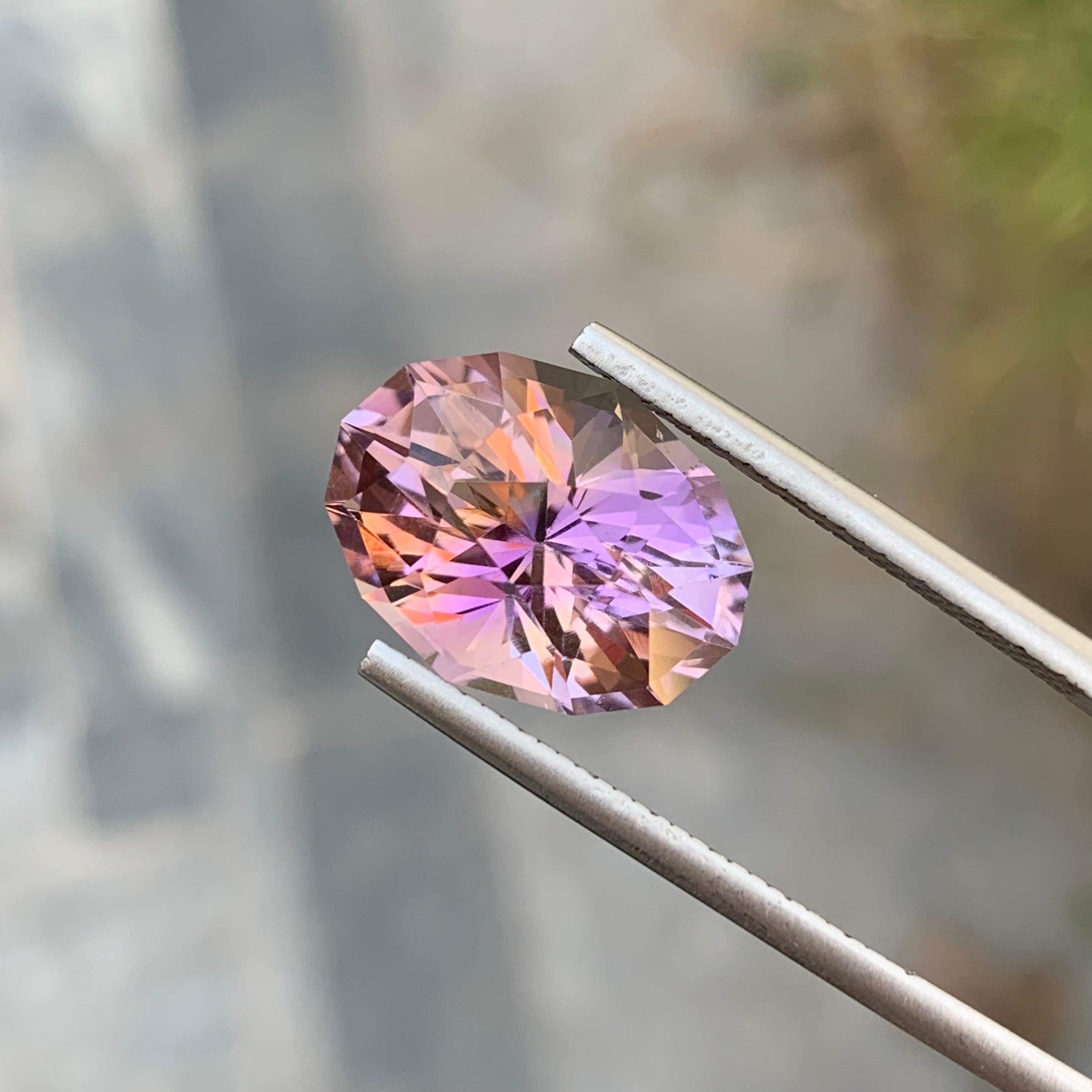 Women's or Men's 7.95 Carat Natural Loose Oval Shape Ametrine Gem For Jewellery Making  For Sale