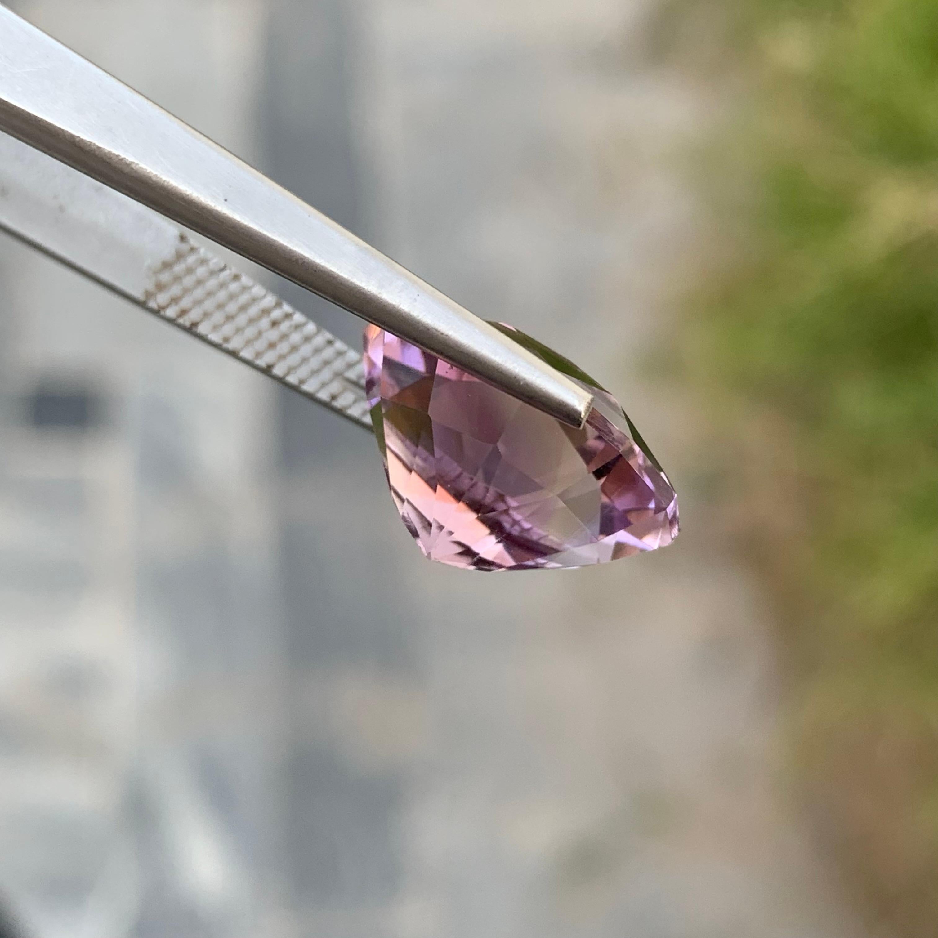 7.95 Carat Natural Loose Oval Shape Ametrine Gem For Jewellery Making For Sale 3