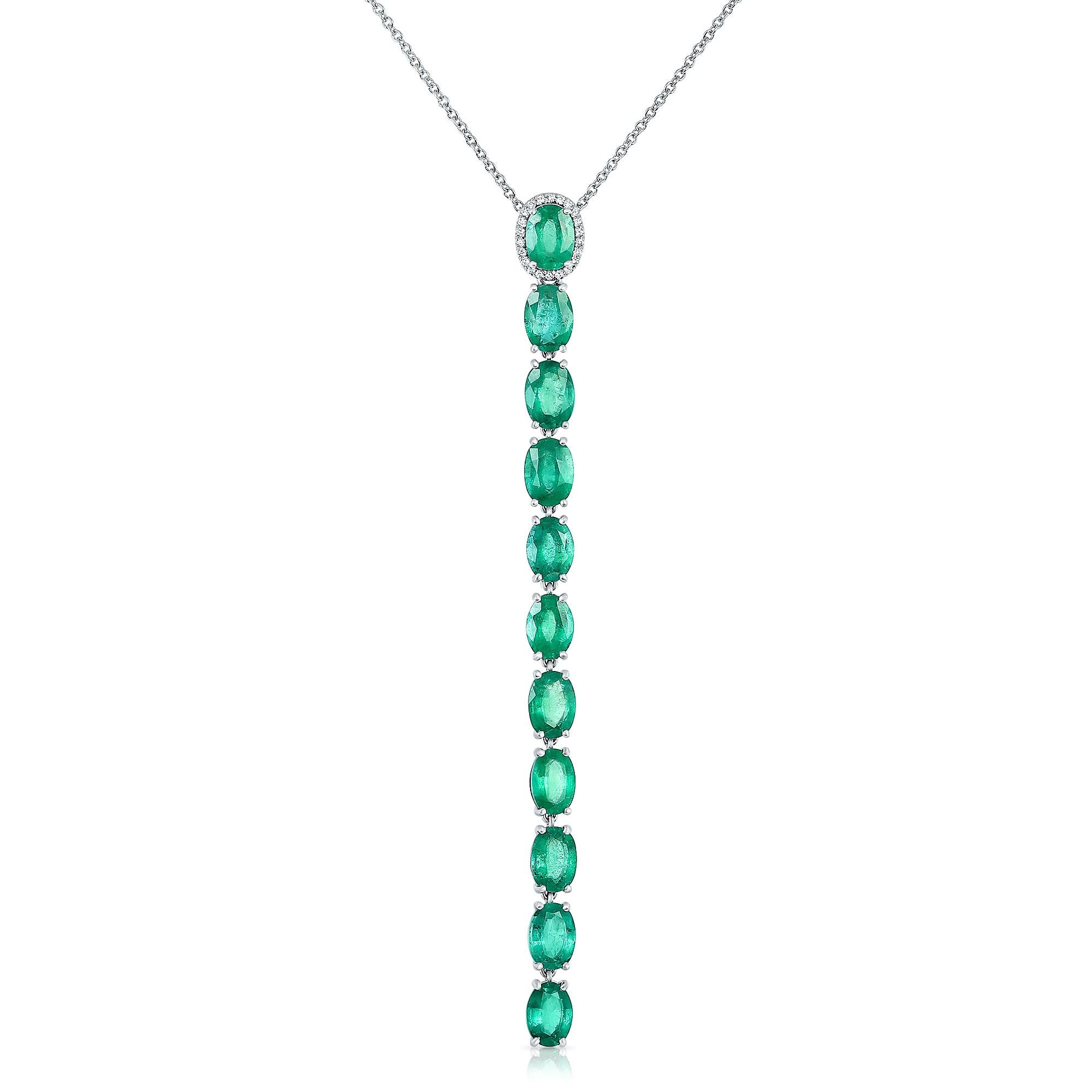 Gorgeous long necklace with 7.95 carat of oval emeralds and 0.90 carat brilliant round diamonds 

