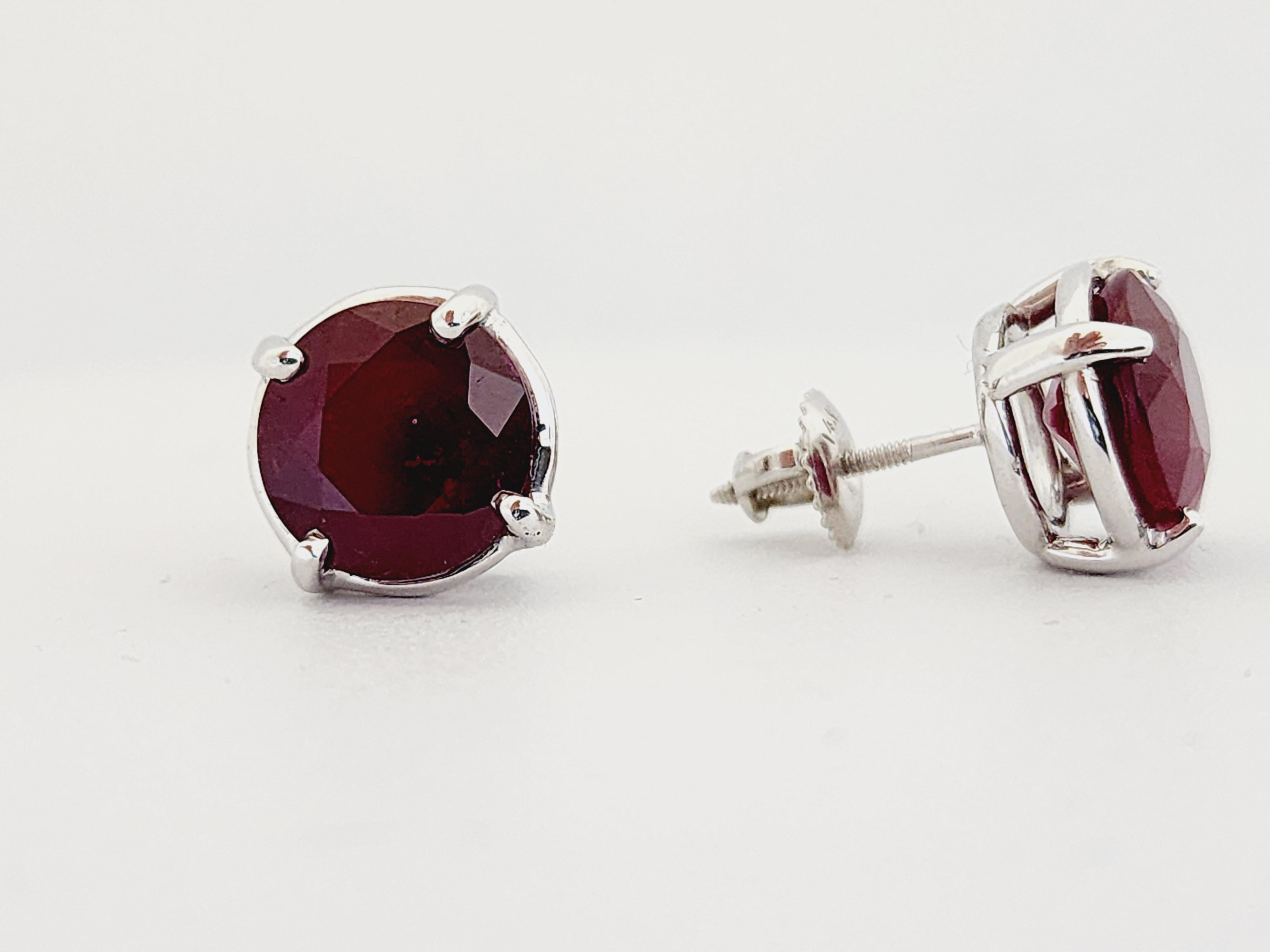 7.95 Carats Ruby Studs Round White Gold 14 Karat For Sale 1