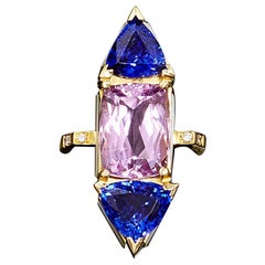 MAIKO NAGAYAMA 7.96 Carat Natural Kunzite, Tanzanite with Diamond Cocktail Ring