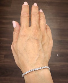 Bracelet de tennis en diamant de 7.96 ct