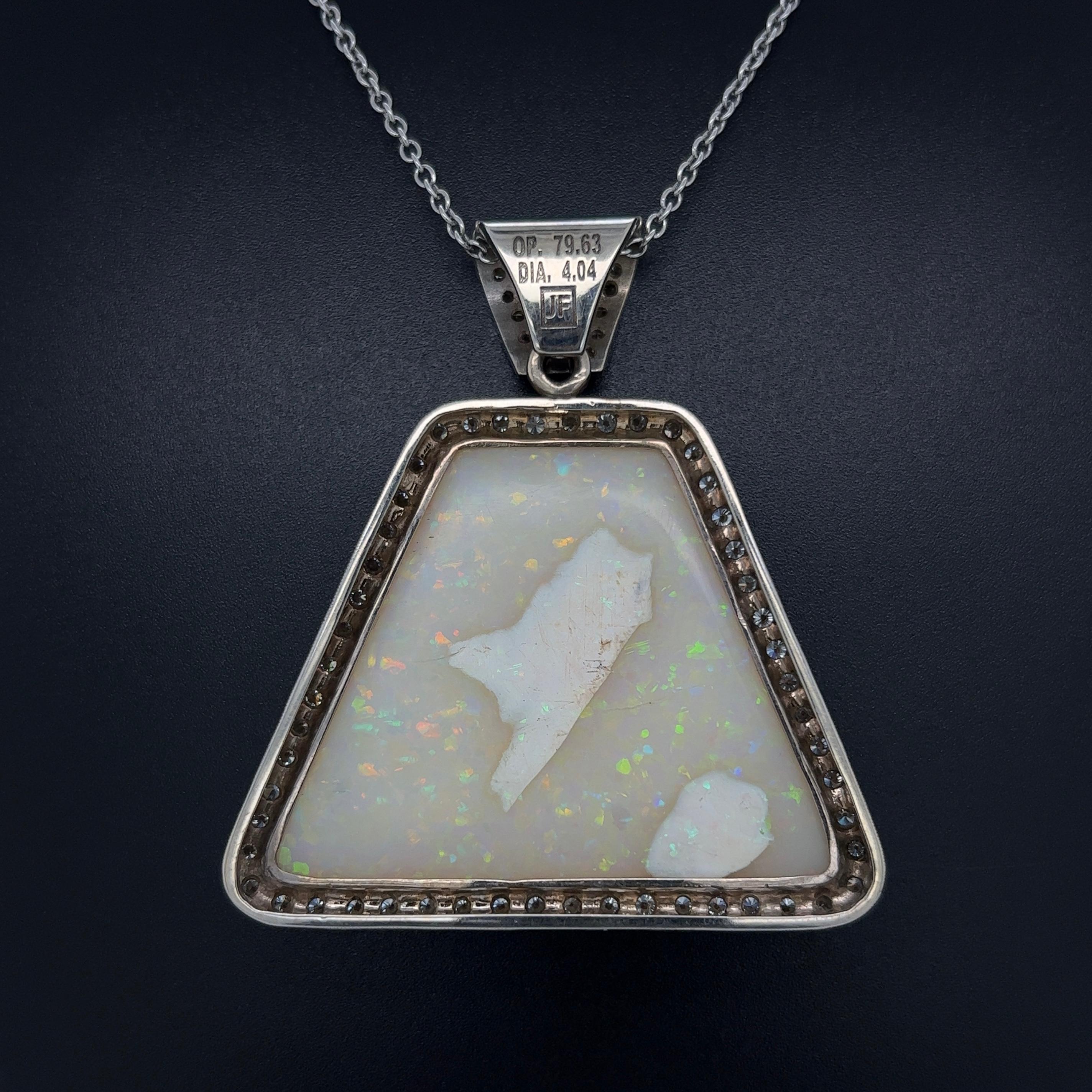 79.63 Carat Trapezoid Australian Opal and Diamond Gold Pendant Necklace Estate In Excellent Condition For Sale In Montreal, QC