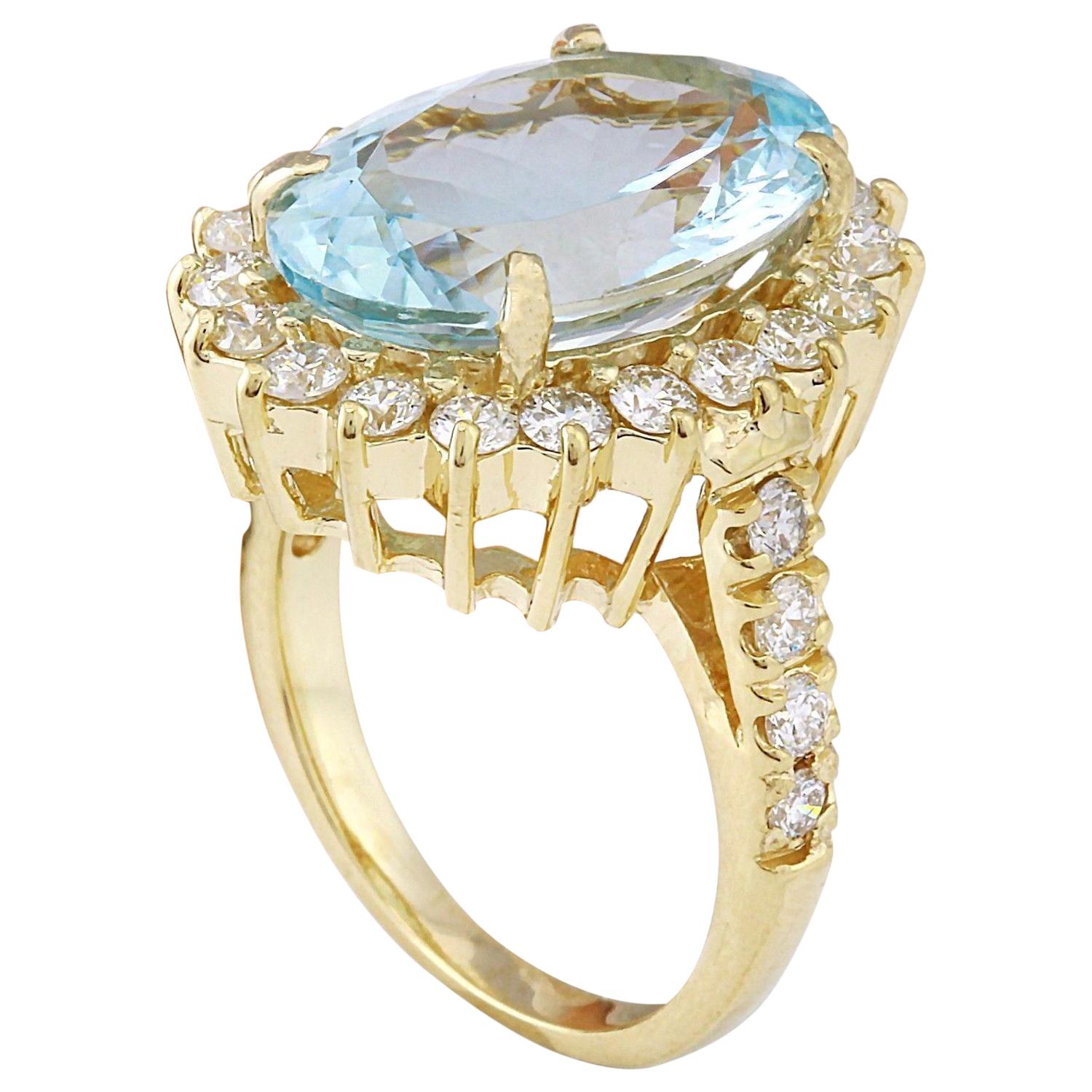 Aquamarine Diamond Ring In 14 Karat Solid Yellow Gold  In New Condition For Sale In Los Angeles, CA