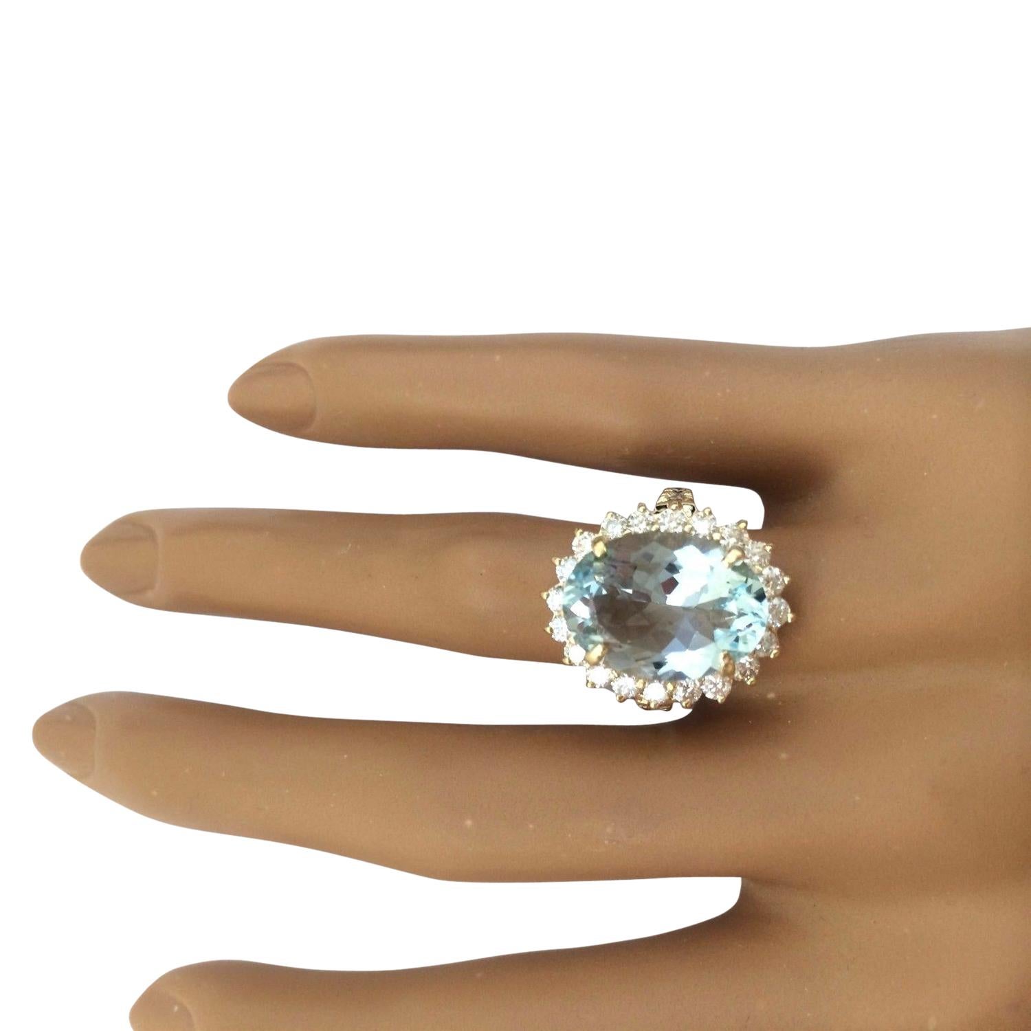 Women's Aquamarine Diamond Ring In 14 Karat Solid Yellow Gold  For Sale