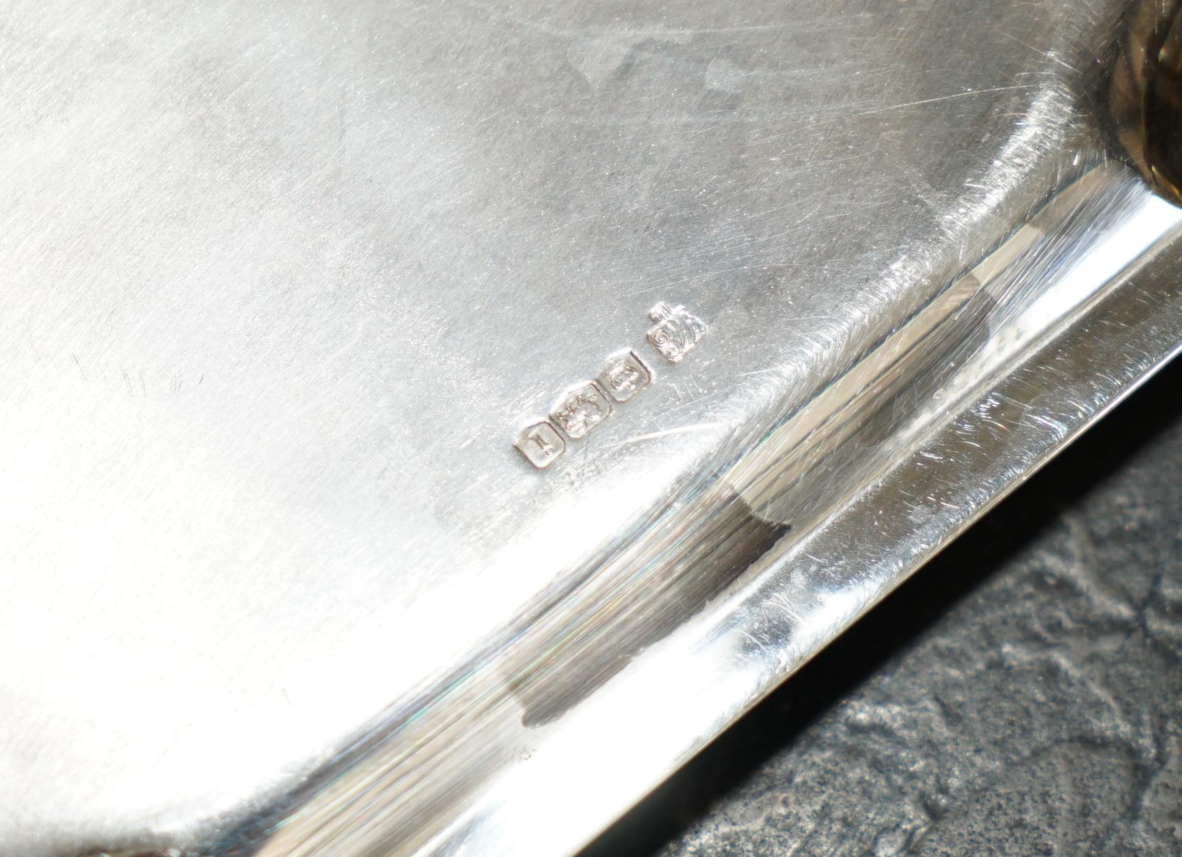 798 GRAMMI 1926 HAWKSWORTH EYRE & CO LTD VASSOIO DA SERVIZIO IN ARGENTO STERLINO SOLIDALE in vendita 6