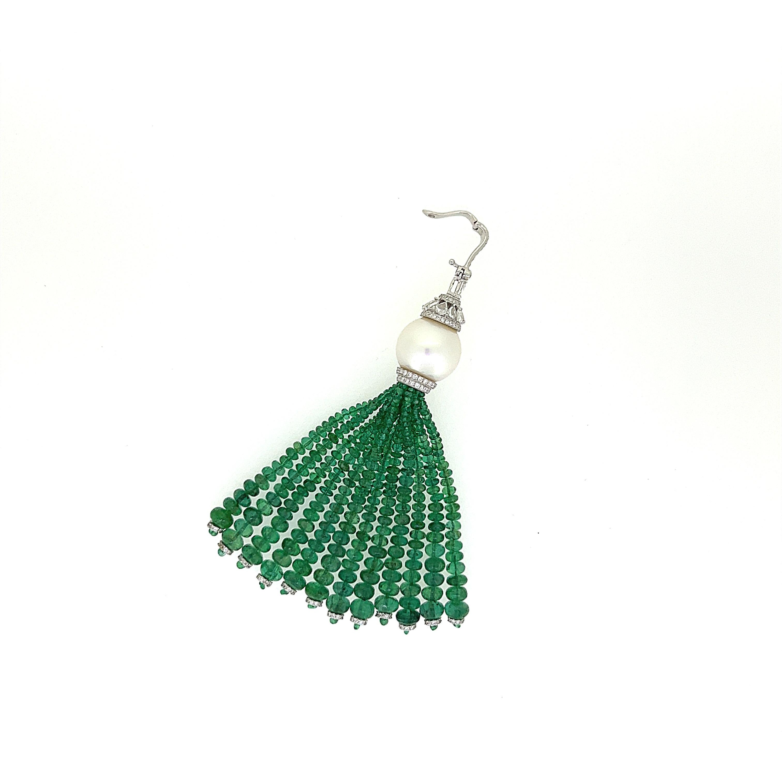 79.84 Carat Emerald Pearl & Diamond Tassel Necklace Set on 18 Karat White Gold In New Condition For Sale In Wan Chai District, HK