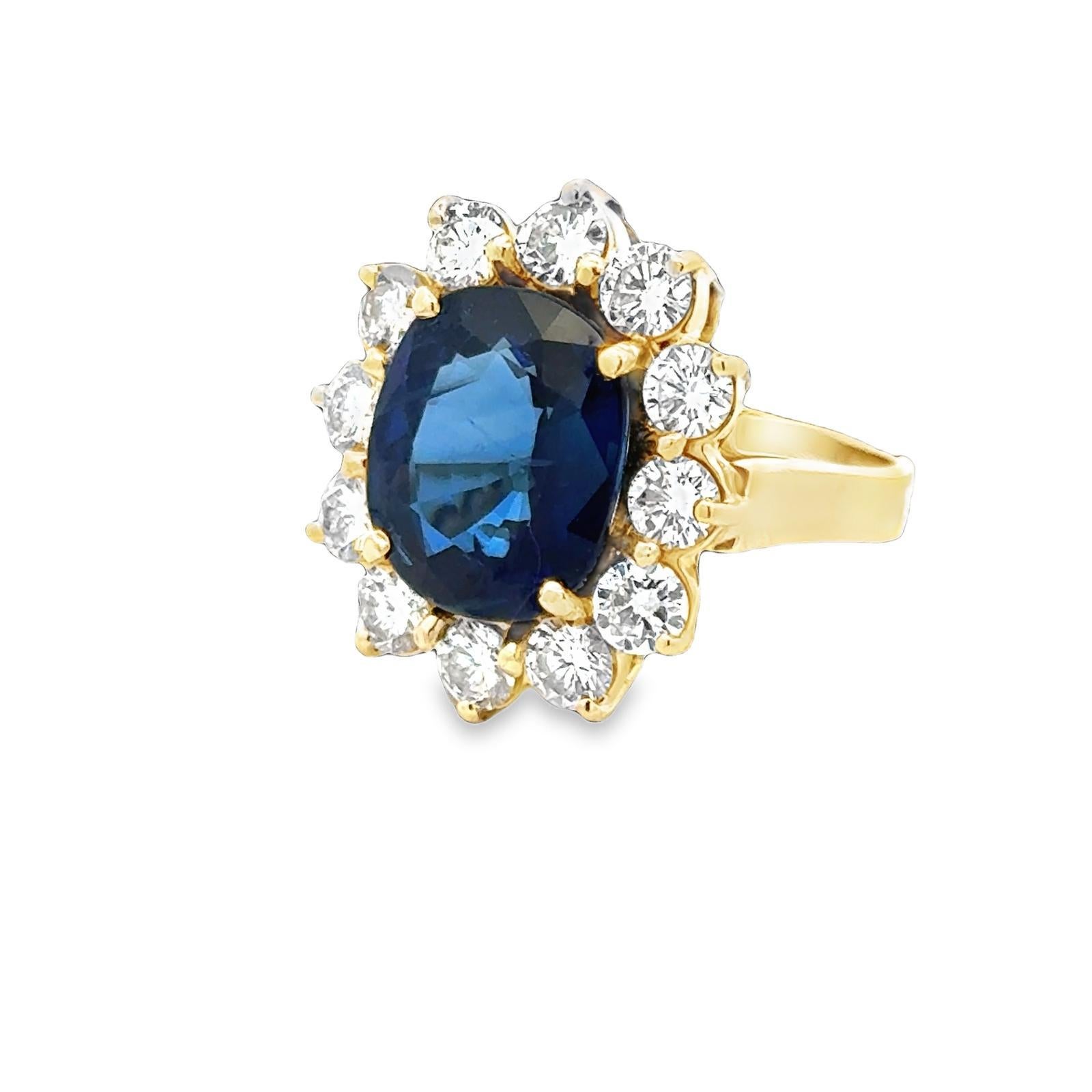 Moderno 7,99 CT Zaffiro Blu Diamante 'Principessa Diana' Stile 18KYG Anello certificato AGL in vendita