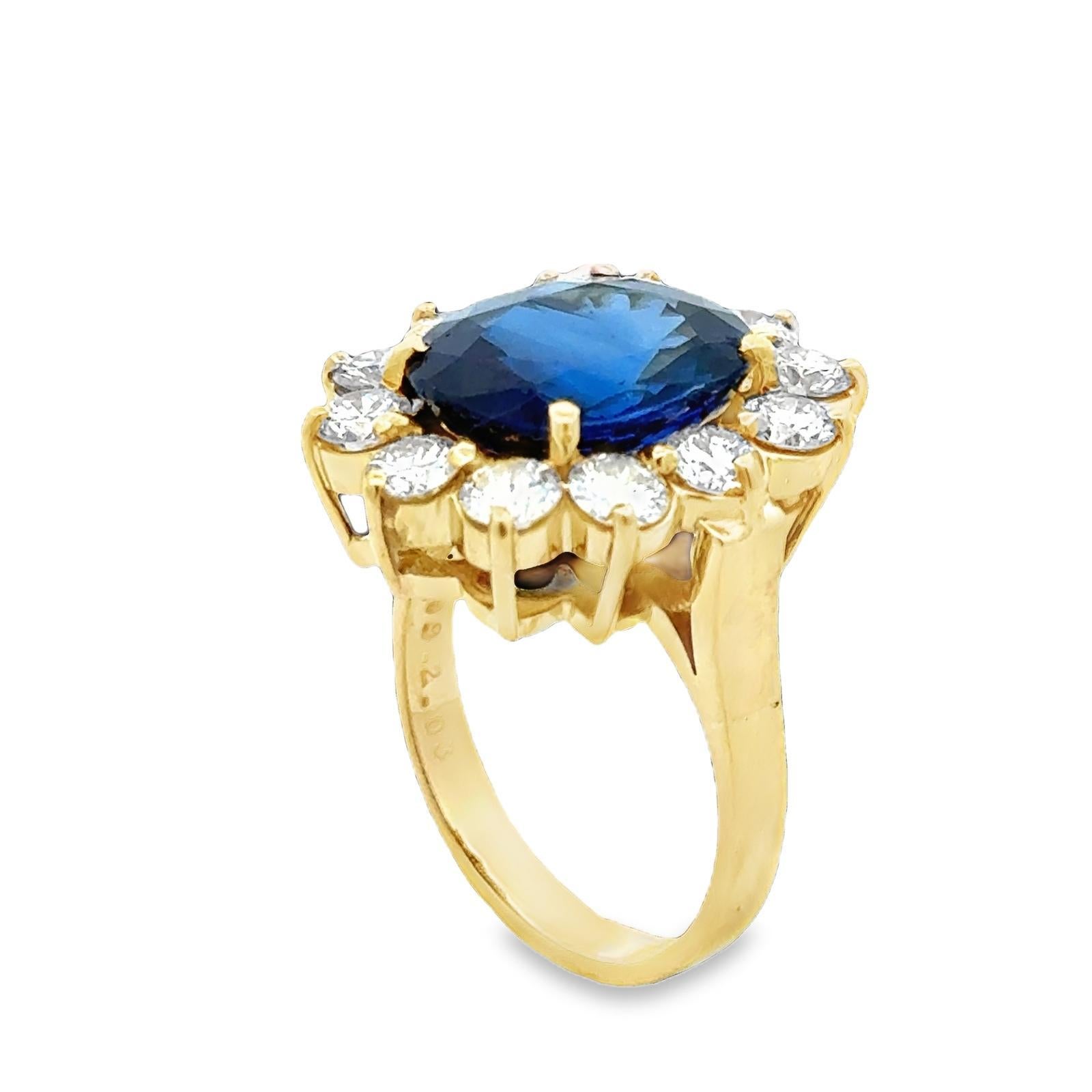7,99 CT Zaffiro Blu Diamante 'Principessa Diana' Stile 18KYG Anello certificato AGL in vendita 1
