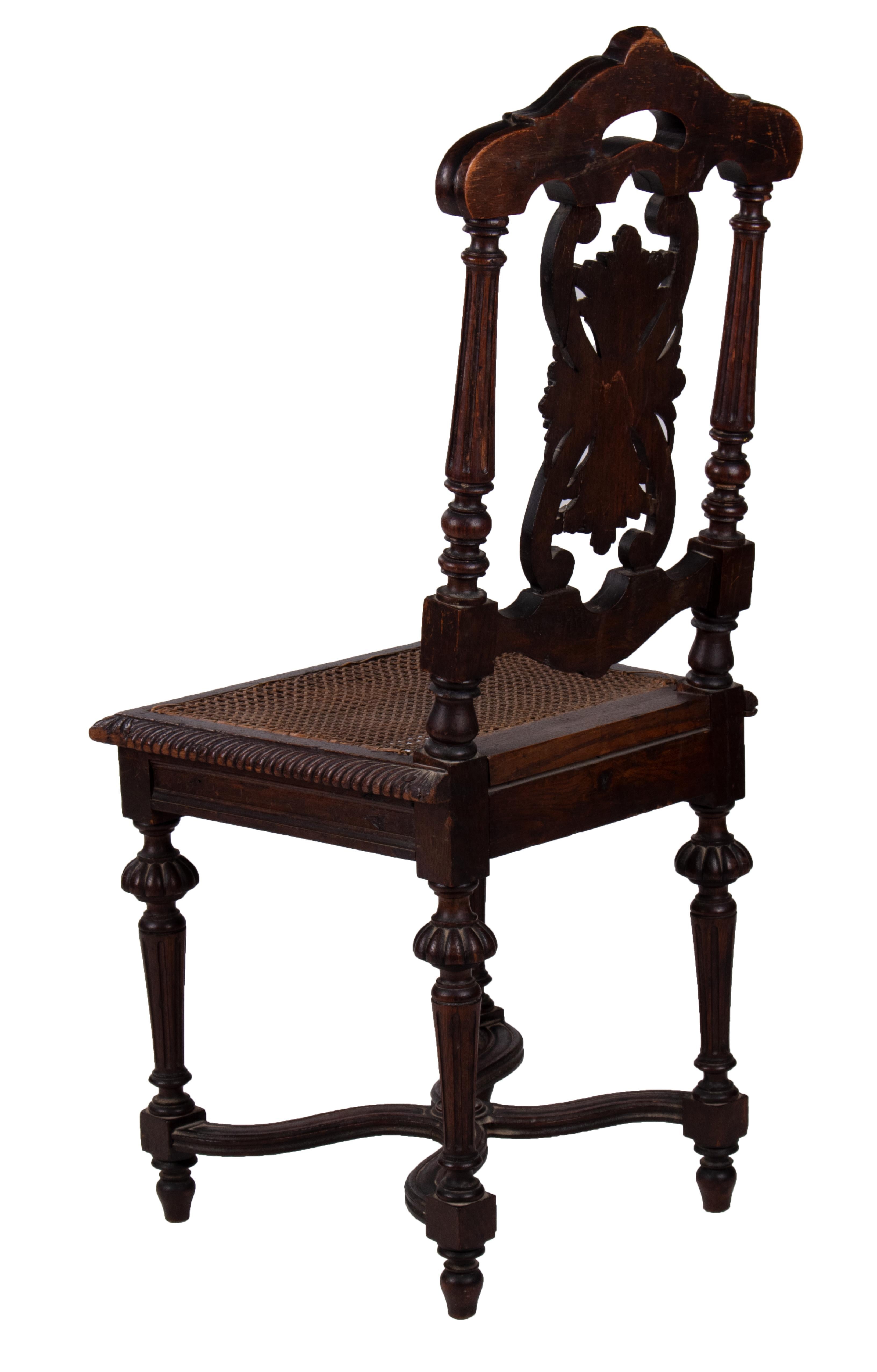 XIXe siècle Ensemble de quatre chaises et deux fauteuils espagnols du 79e siècle en vente