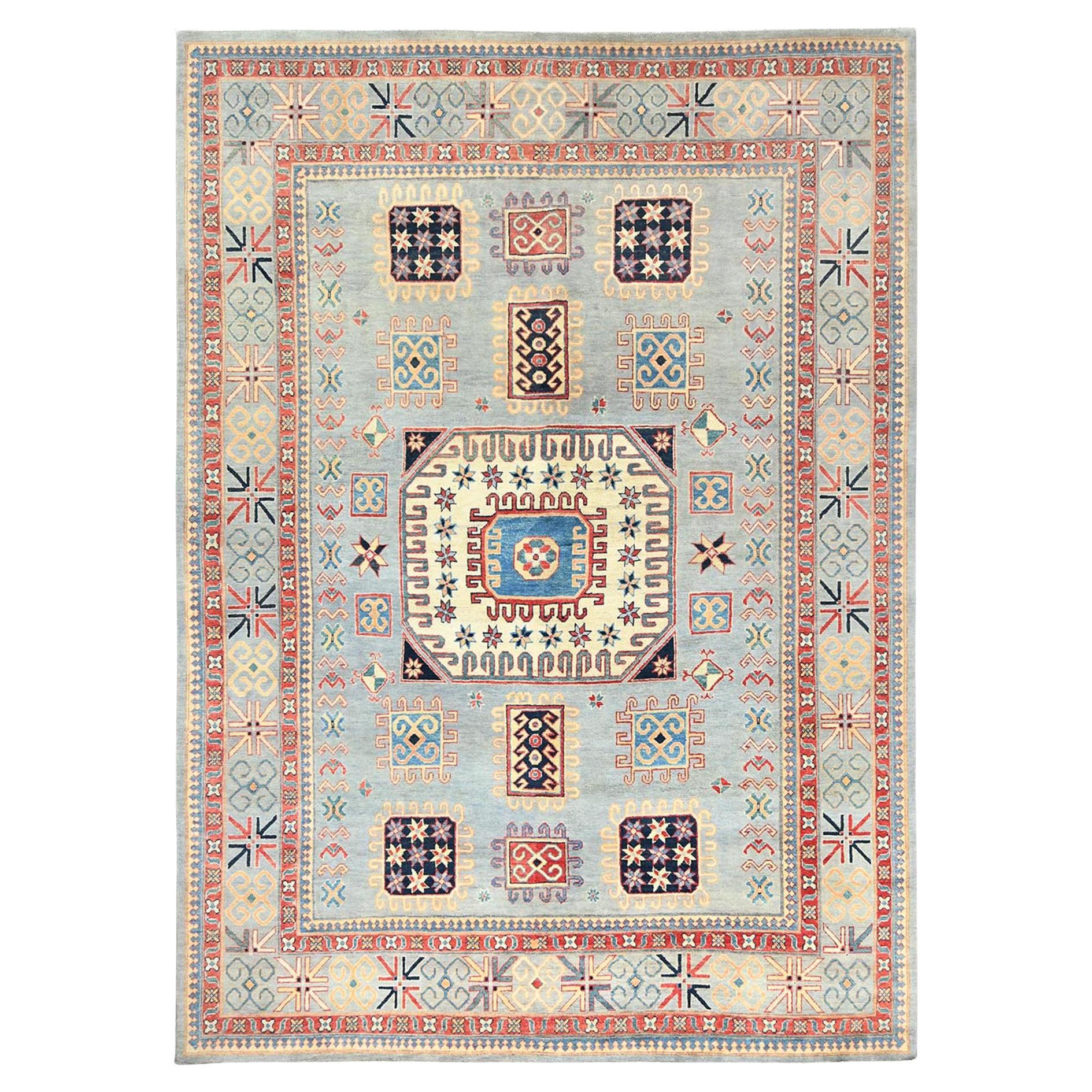 7'9 "x10'8" Gris cendré, Spécial Kazak 100% laine noué à la main Tapis d'Orient