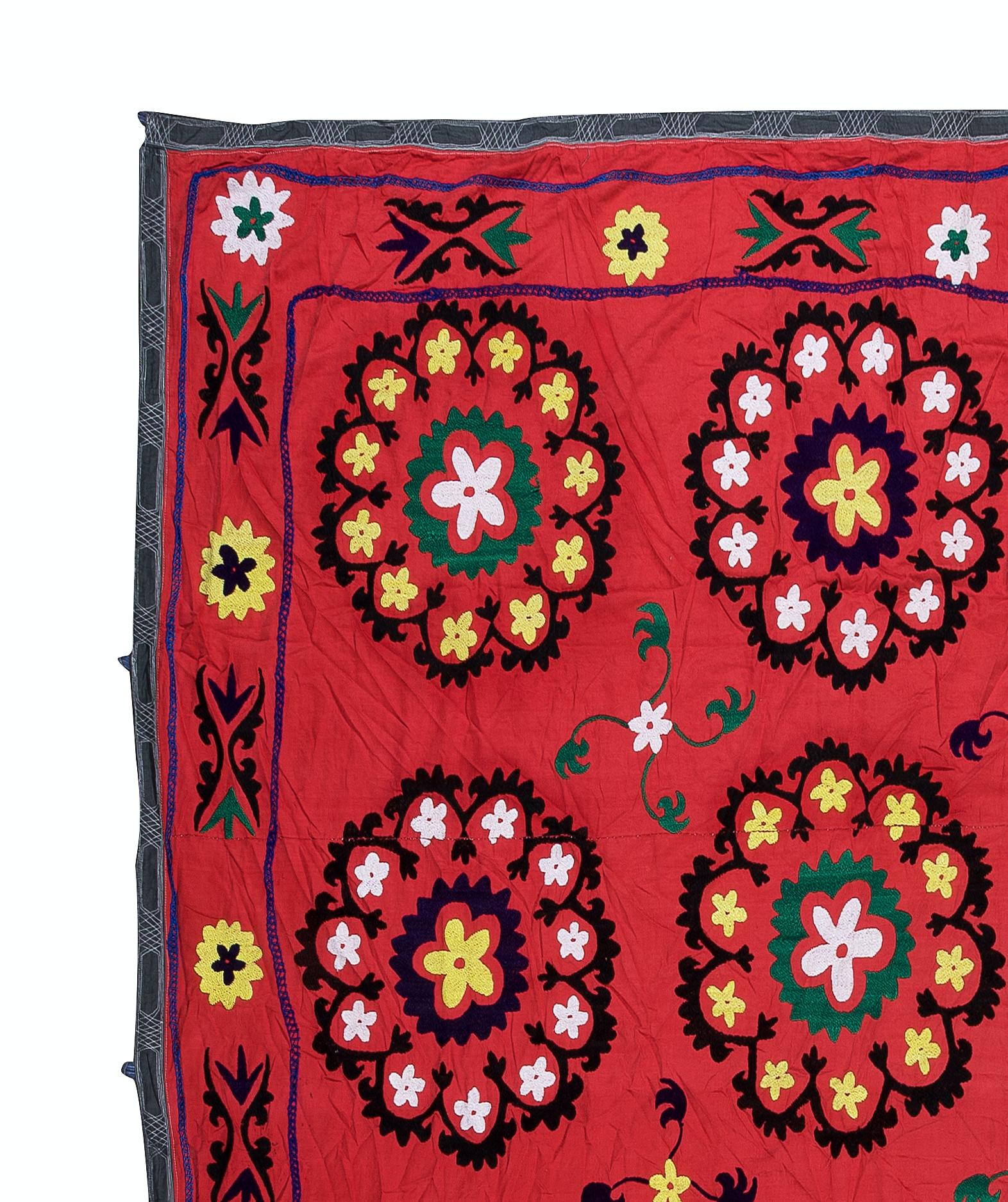 Suzani 7.9x7.9 Ft Vintage Silk Embroidery Bed Cover, Uzbek Tablecloth, Red Wall Hanging For Sale