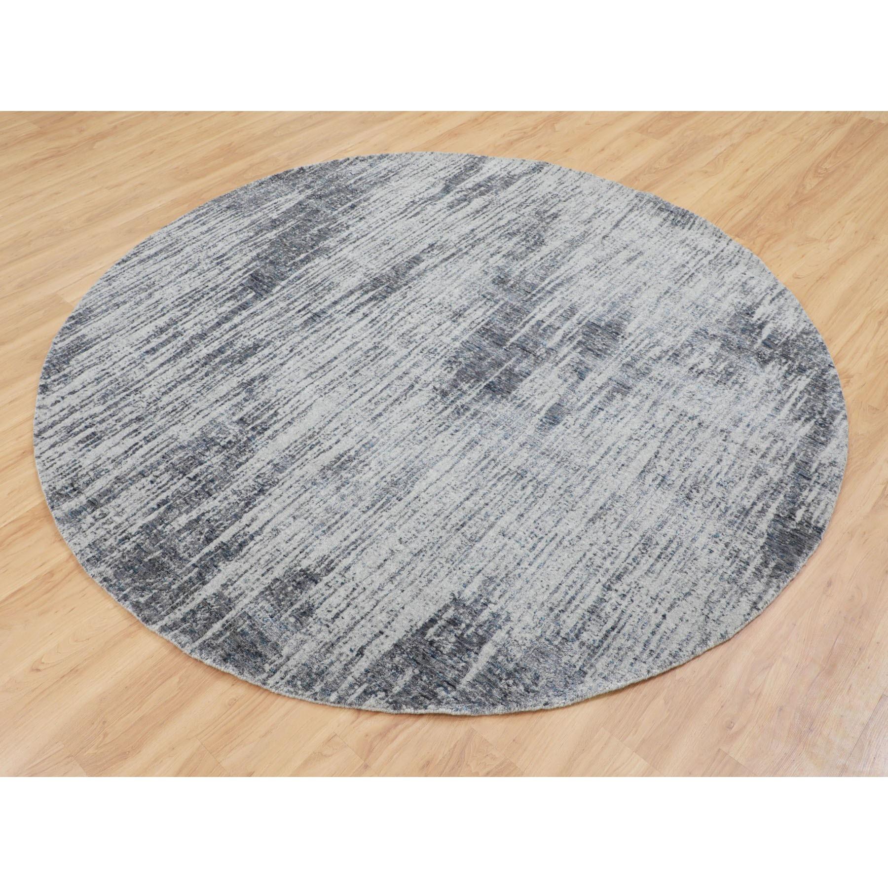 Hand-Woven 7'9