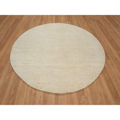 7'9"x7'9" Linen White Pure Wool Modern Plain Design Hand Knotted Round Rug