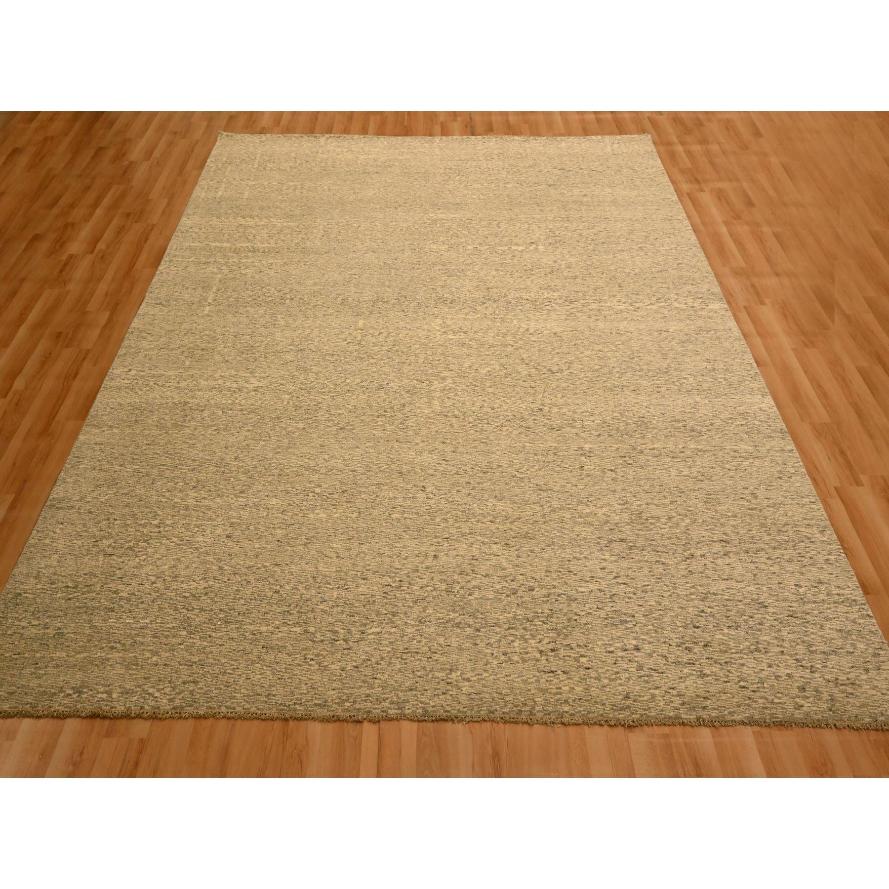 Beige, Tono sobre tono, Lana natural sin teñir, Diseño de hierba, Anudada a mano, Alfombra oriental
Materiales primarios: Lana
Látex: Sin pelo 
altura: 0,25 Pulgadas
Estilo: Contemporáneo
Color principal: Beige
Colores secundarios: Gris
Patrón: