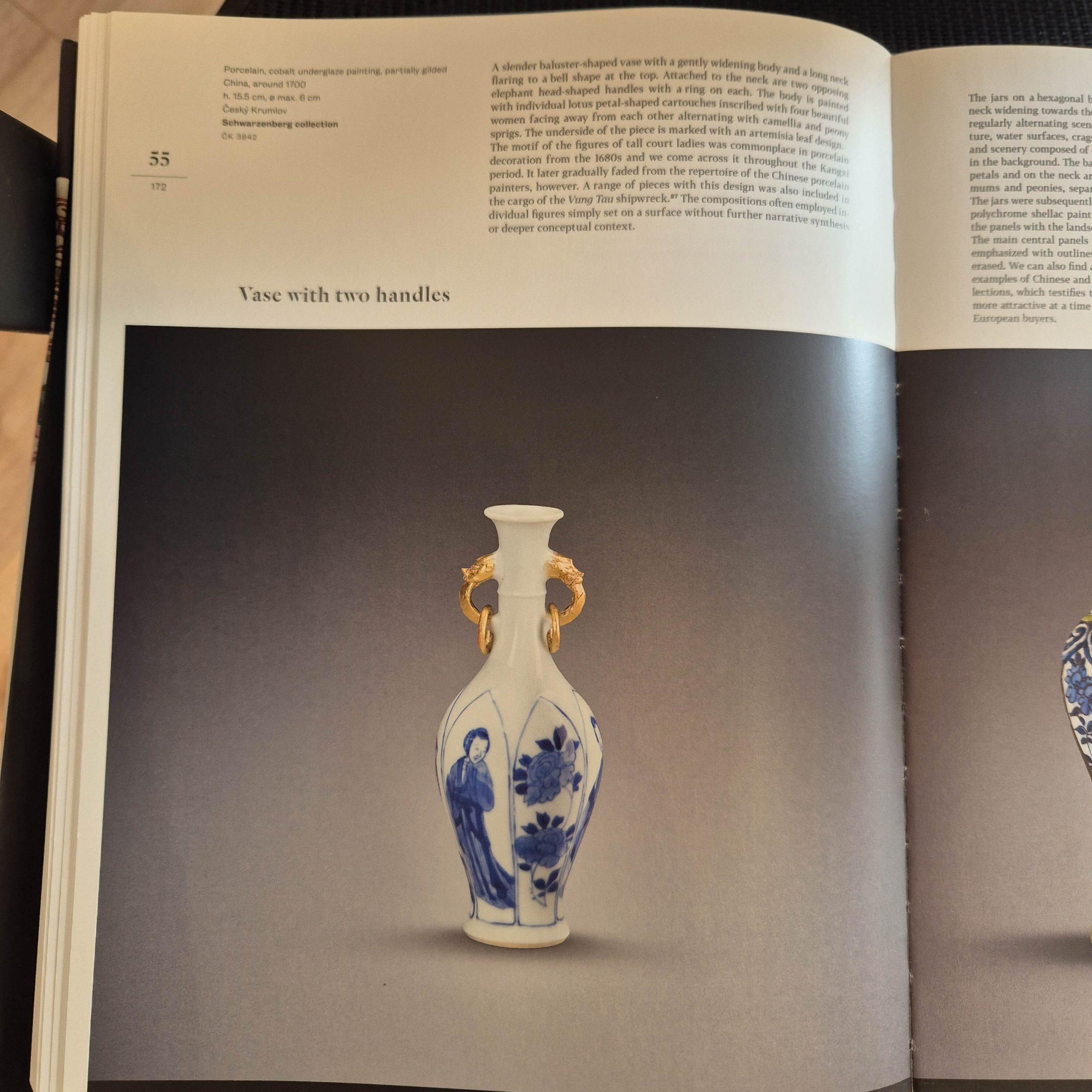 7CM Vase ancien en porcelaine chinoise Ca 1700 Période Kangxi Poignée éléphant en vente 4