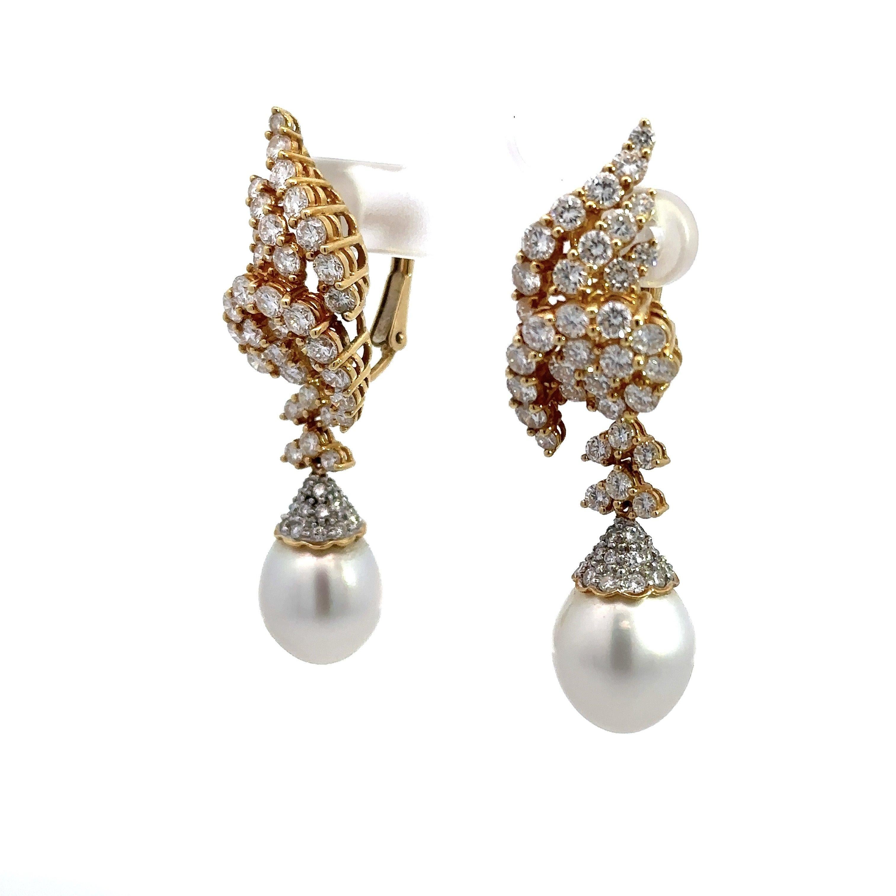 Modern 7CT Diamond and South Sea Pearl Dangle Earrings  For Sale