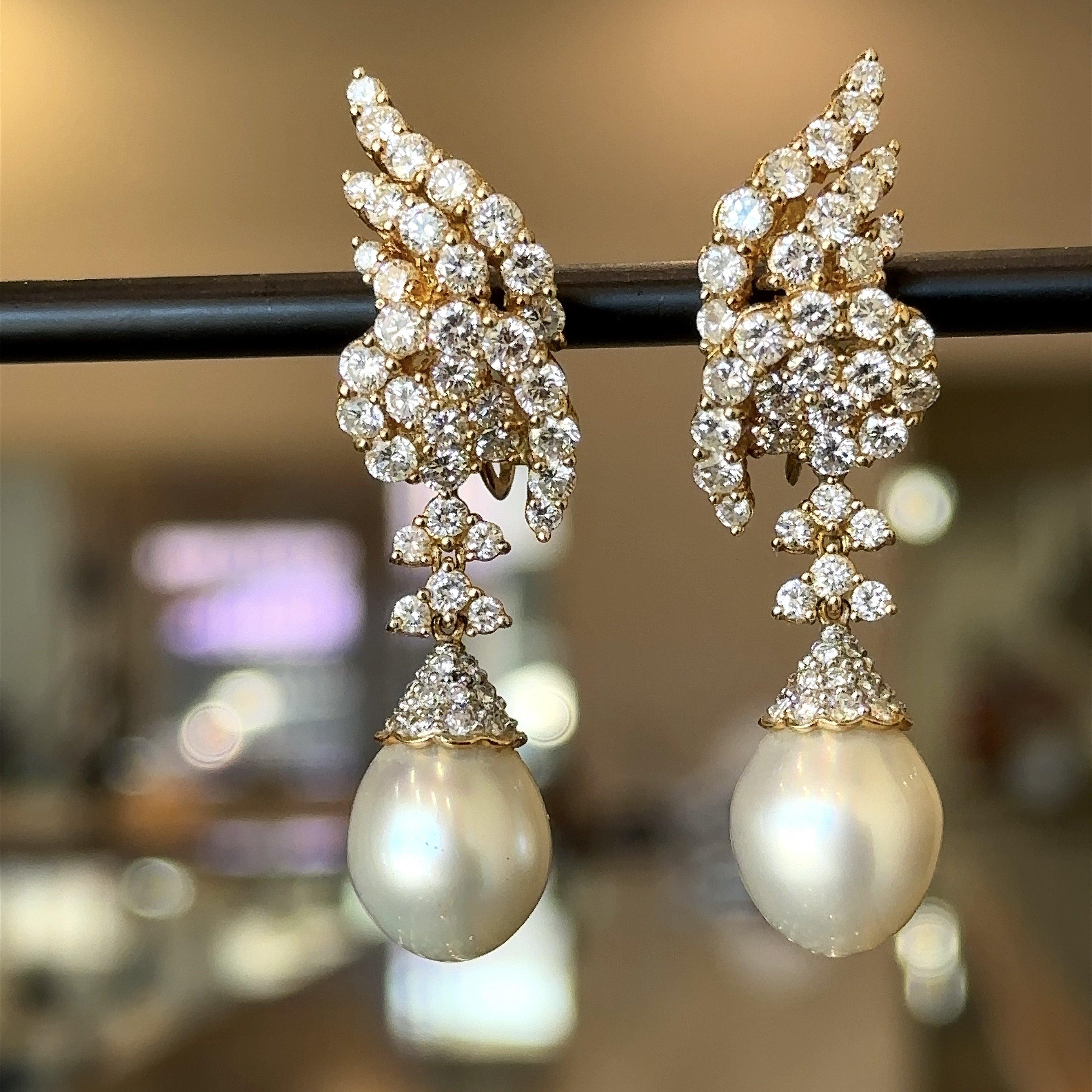 Women's 7CT Diamond and South Sea Pearl Dangle Earrings  For Sale