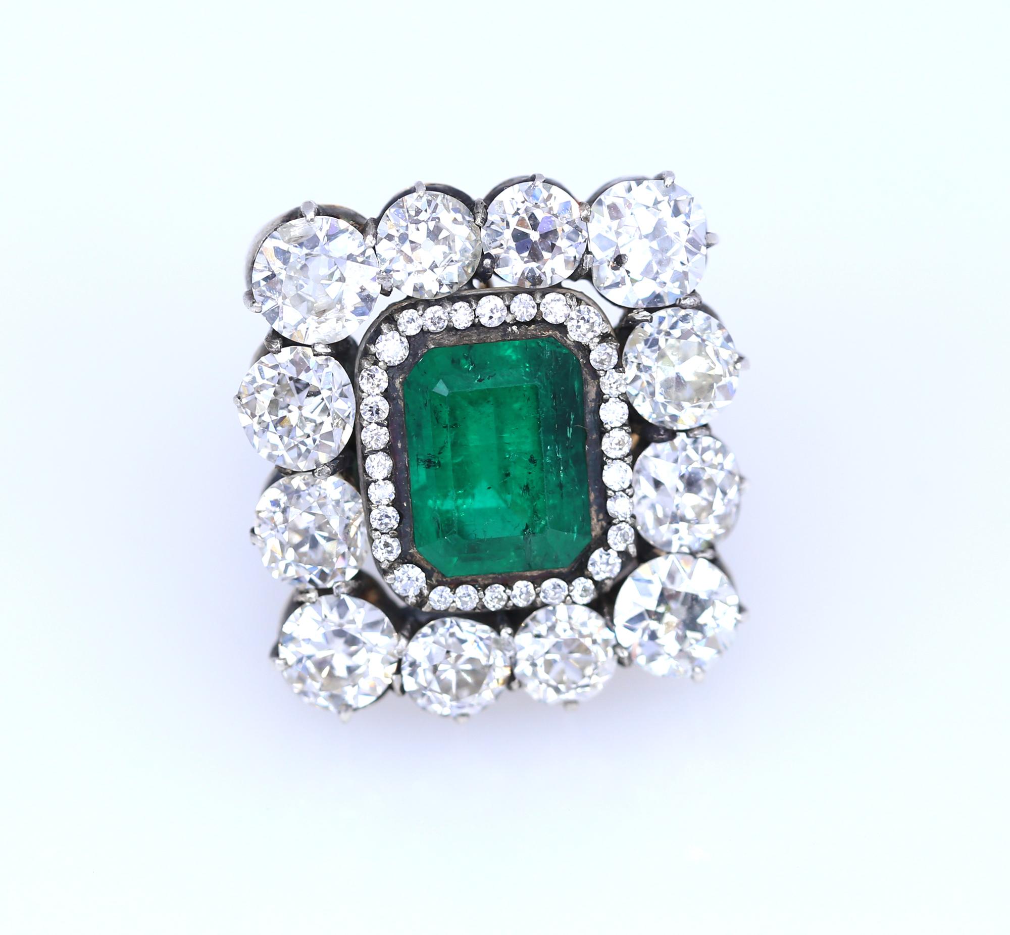 7 Karat Smaragd 8,6 Karat Diamanten Russischer Ring Nachhaltiger Trend, 1900 2