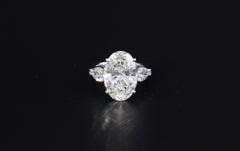 7ct Lab-grown Diamond Ring, Three-stone Setting, F color VS1