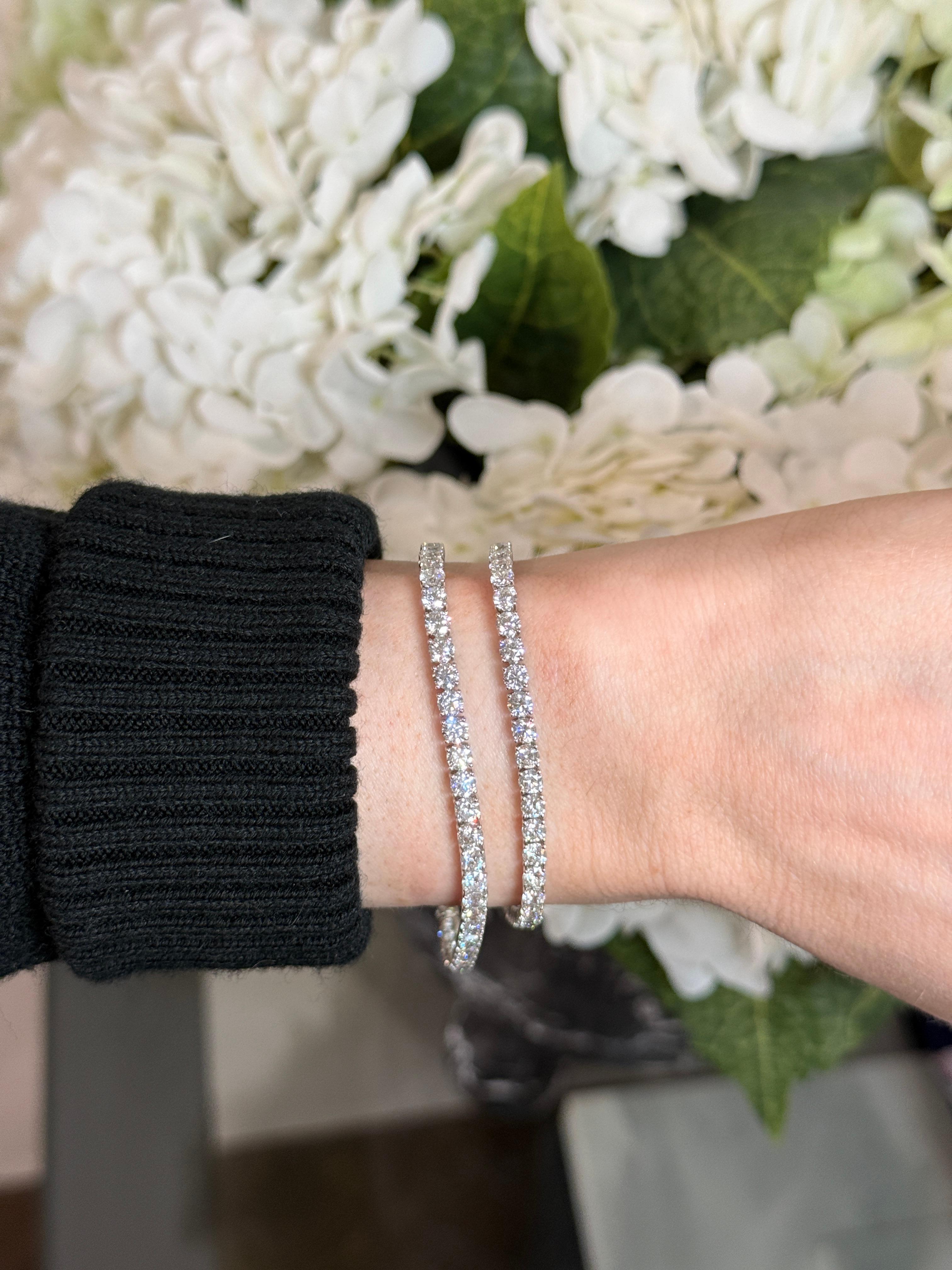 Modern 7ct Round Diamond Tennis Bracelet For Sale