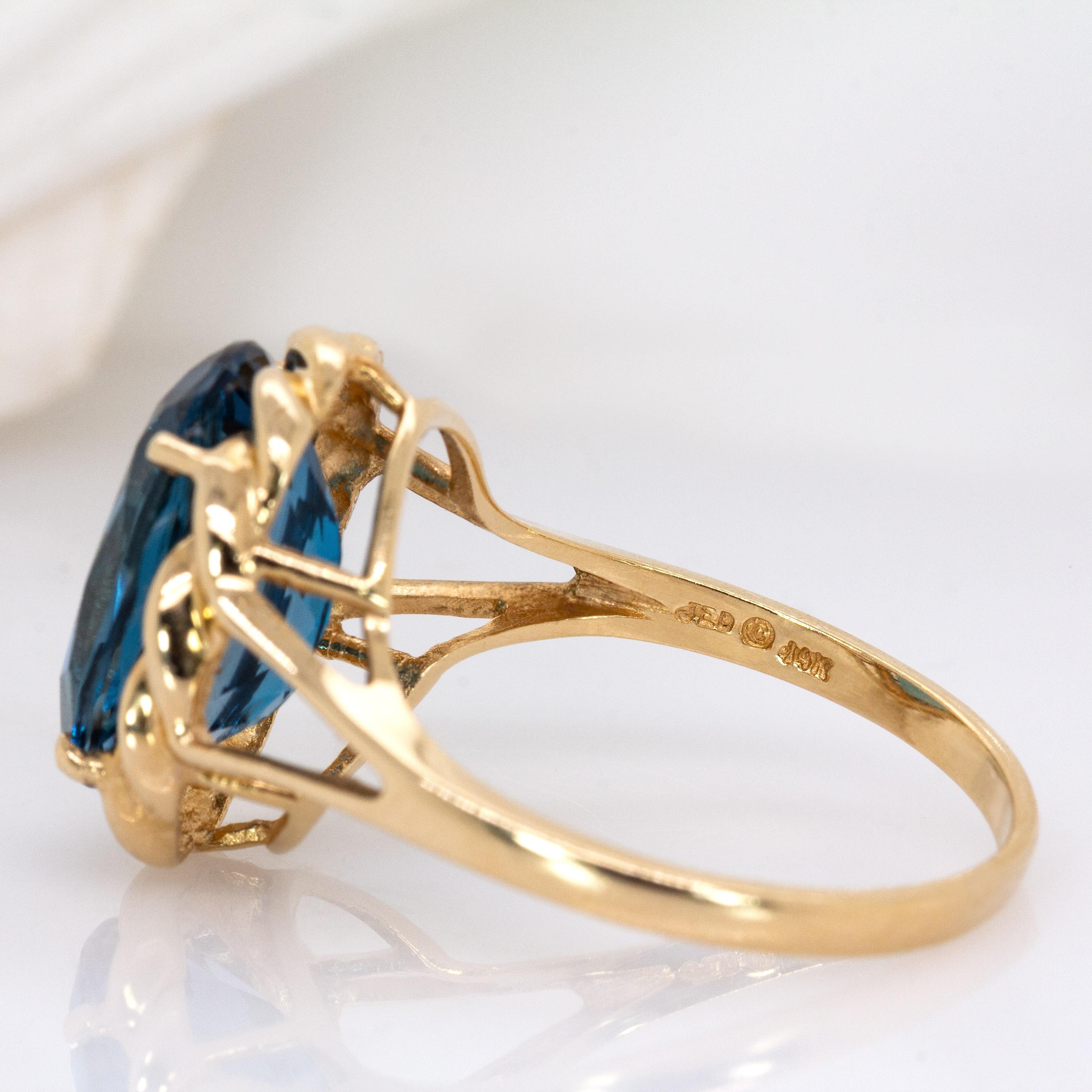 Anello di 7cts Estate Statement London Blue Topaz: oro massiccio 14k, ovale 13x9mm In condizioni Nuovo in vendita a Columbus, OH