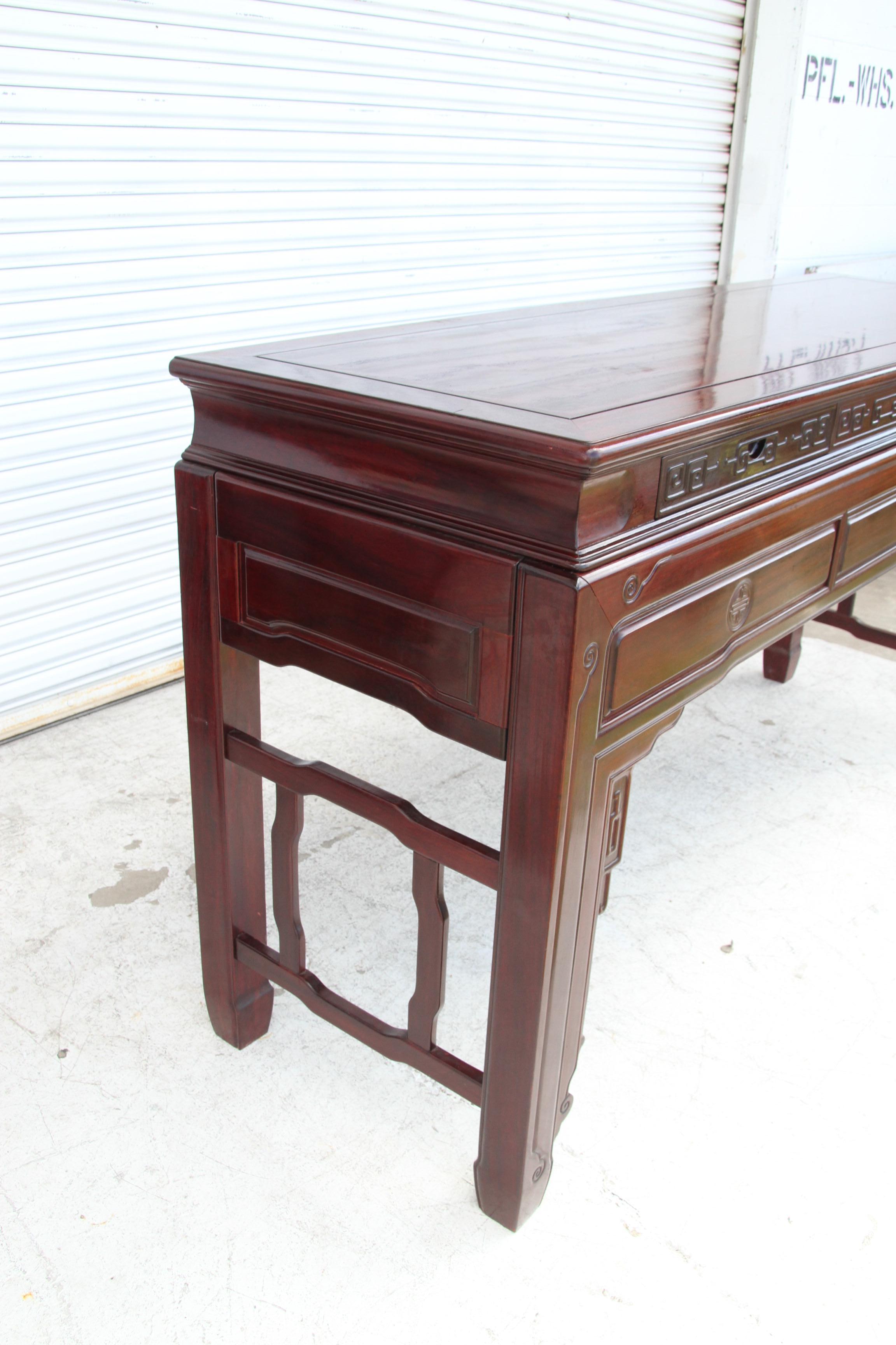 7ft Chinese Chippendale Console or Bar In Good Condition For Sale In Pasadena, TX
