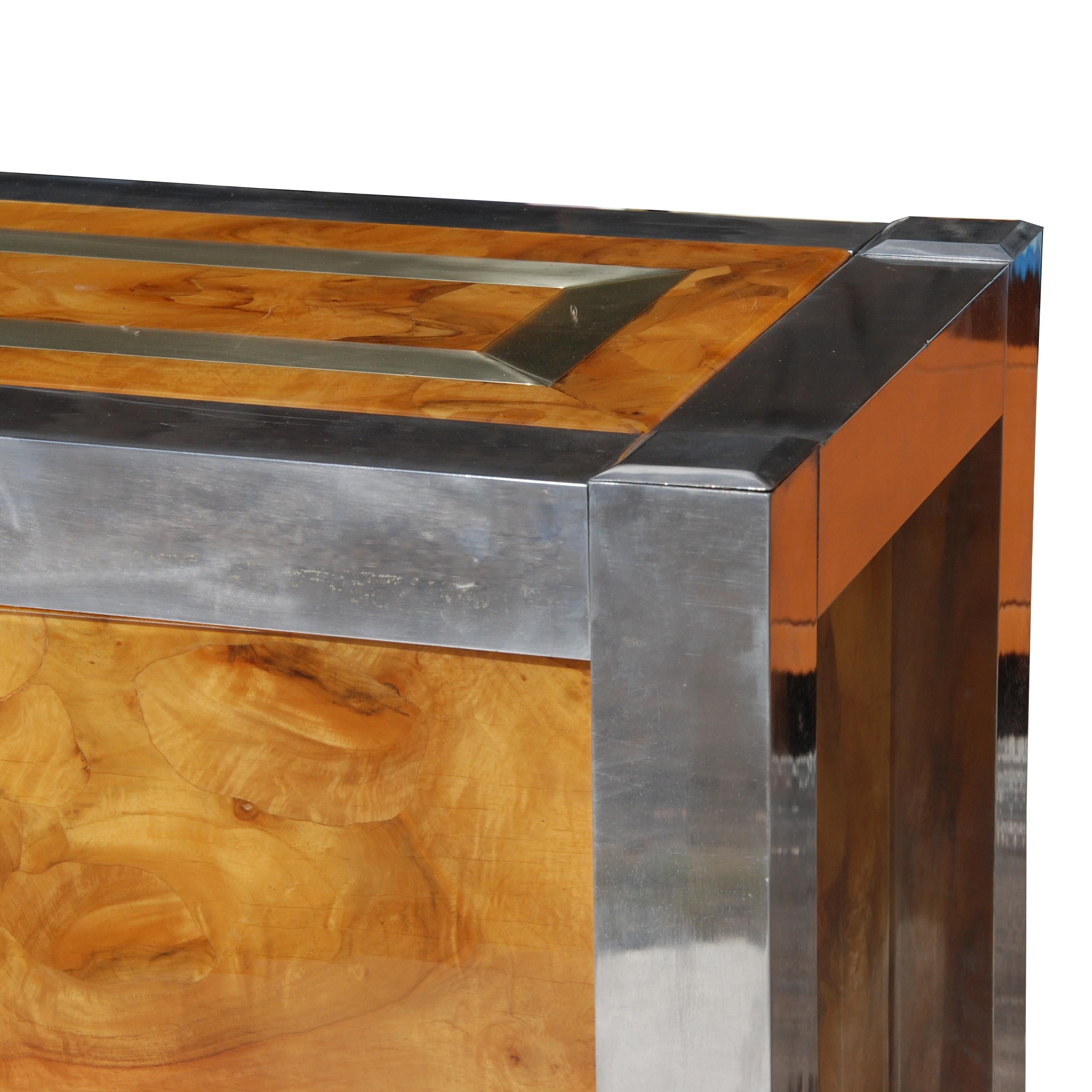 Leon Rosen für Pace Collection Anrichte aus genopptem Holz und Chrom im Angebot 4