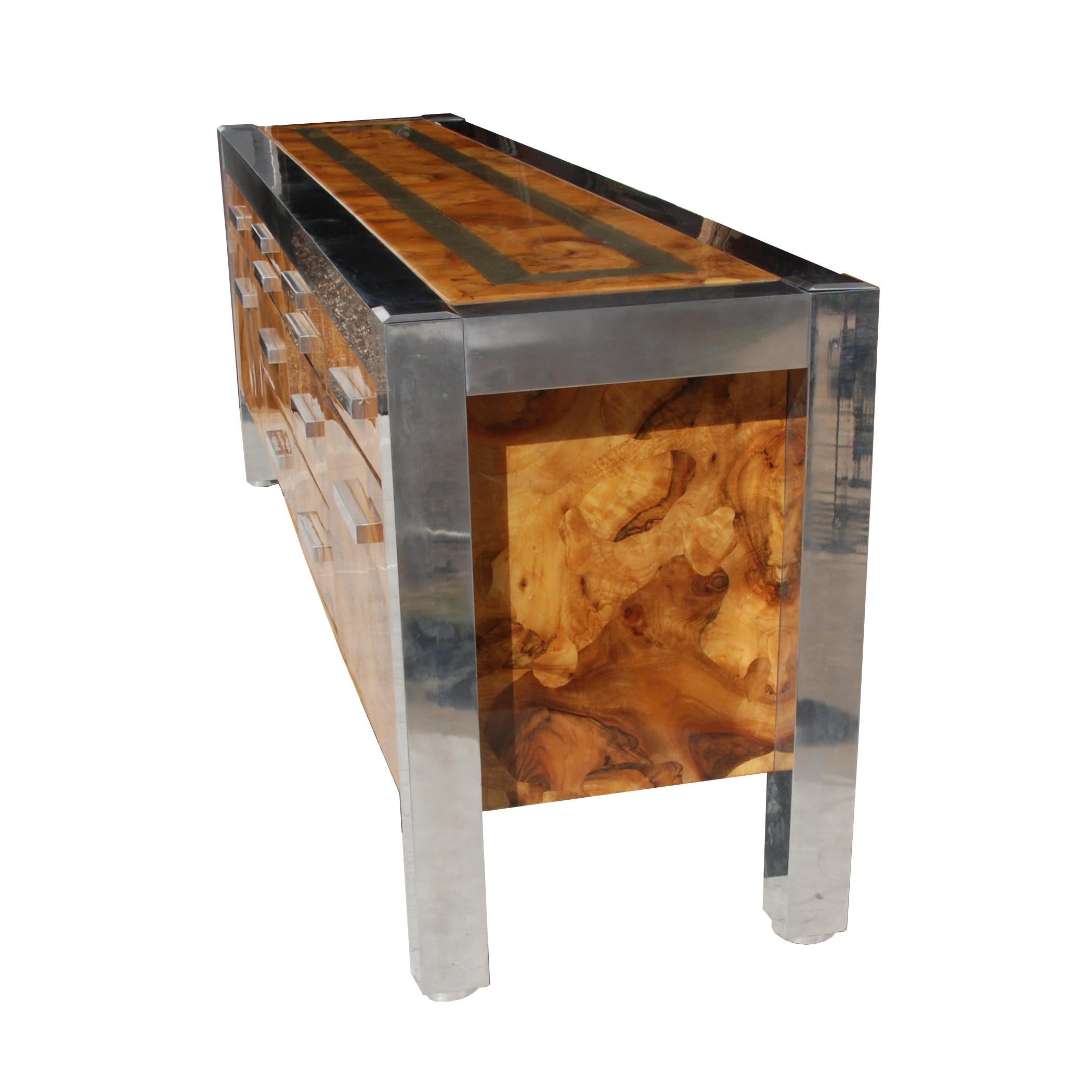 Leon Rosen für Pace Collection Anrichte aus genopptem Holz und Chrom im Angebot 1