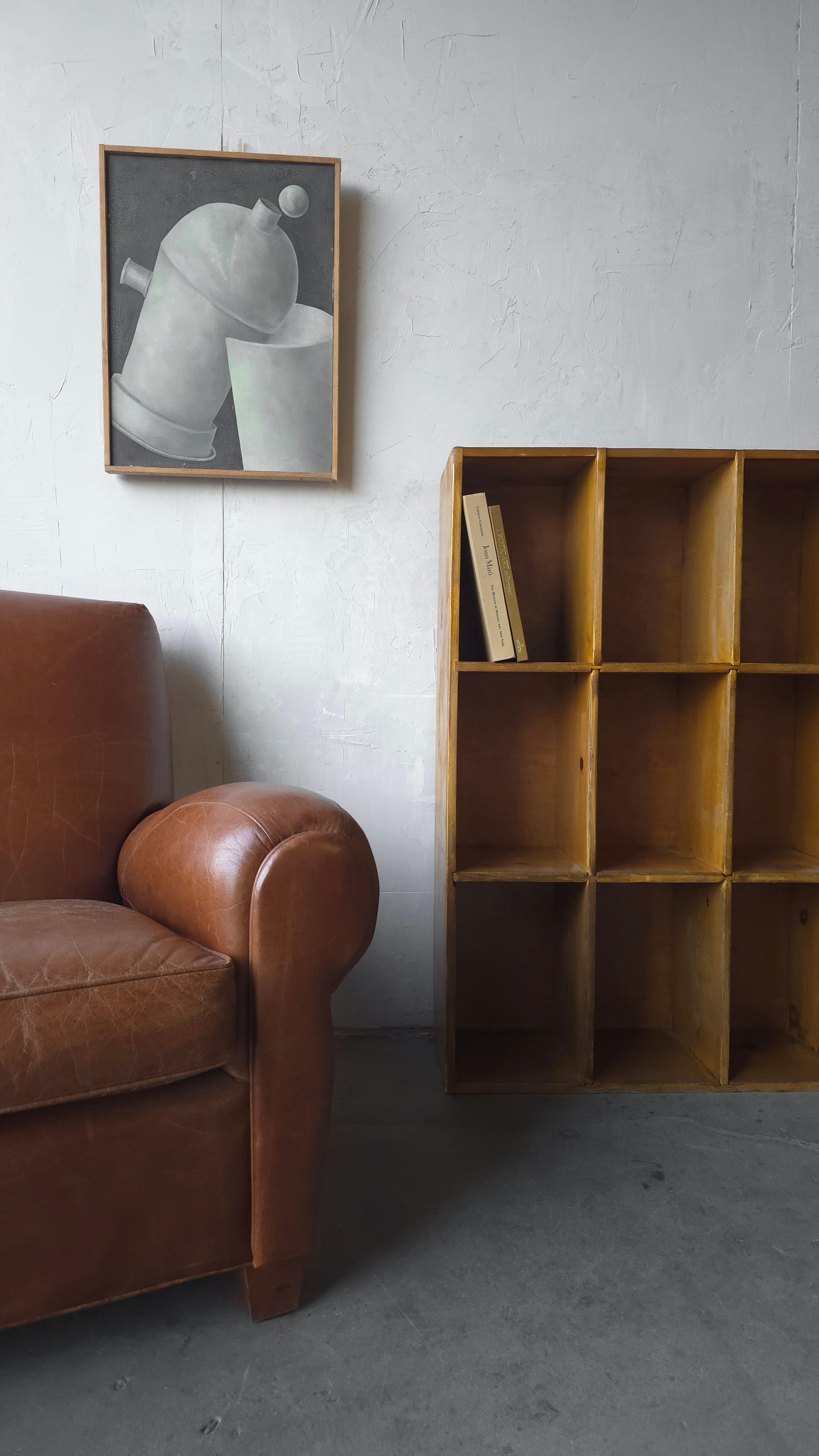20ième siècle Armoire bibliothèque à 18 casiers en pin vintage de 7 pieds en vente