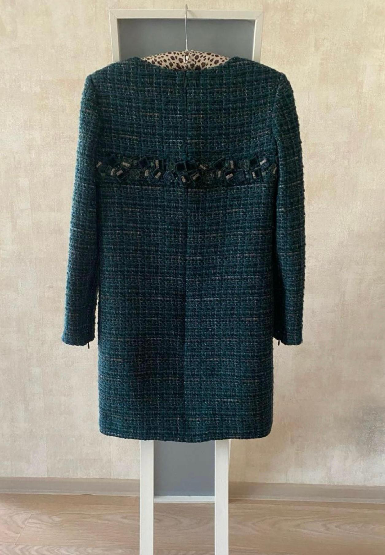 7K$ Laufsteg Smaragdgrünes Lesage Tweed Kleid im Angebot 1