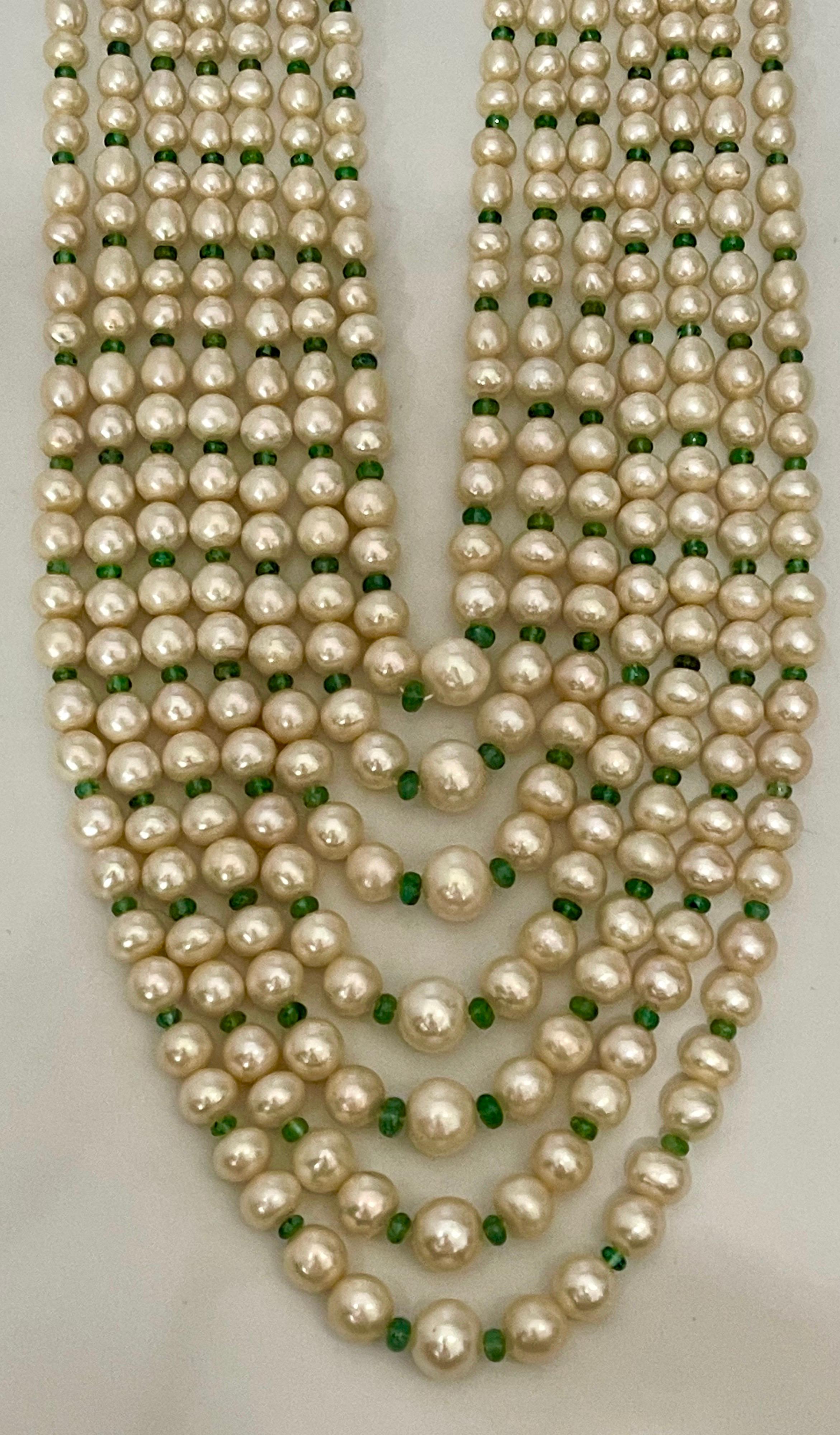 7 Lagen Süßwasserperle , Smaragd Perle + 14K Spacer-Verschluss Opernlänge Halskette (Rundschliff) im Angebot