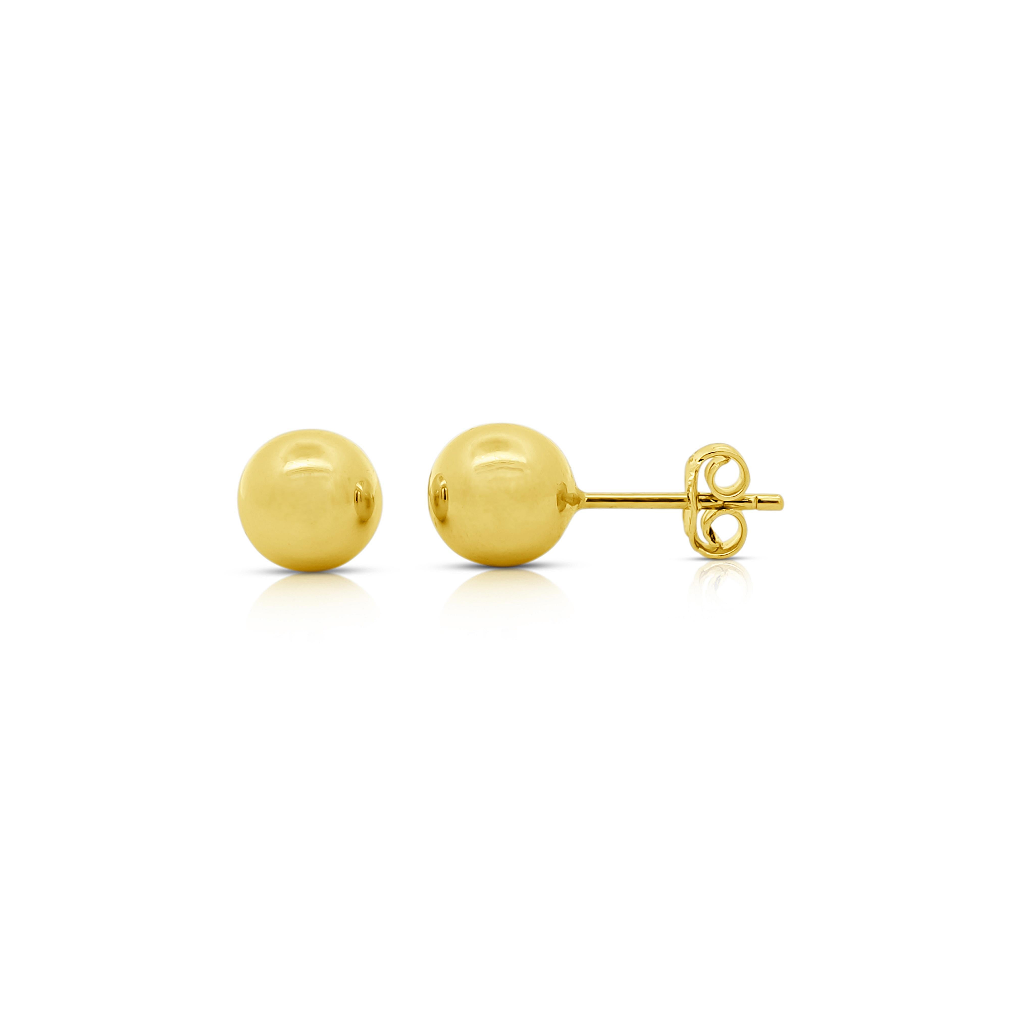 Modern 7mm Classic 14K Solid Gold Ball Stud Earrings For Sale