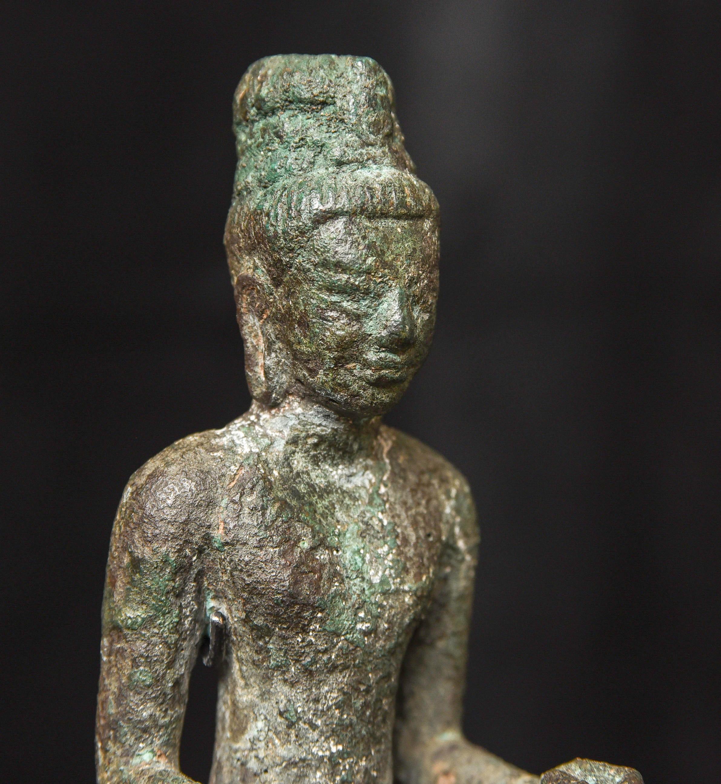 7th/9thC Solid-Cast Bronze Prakhon Chai Buddha or Bodhisattva - 9688 For Sale 8