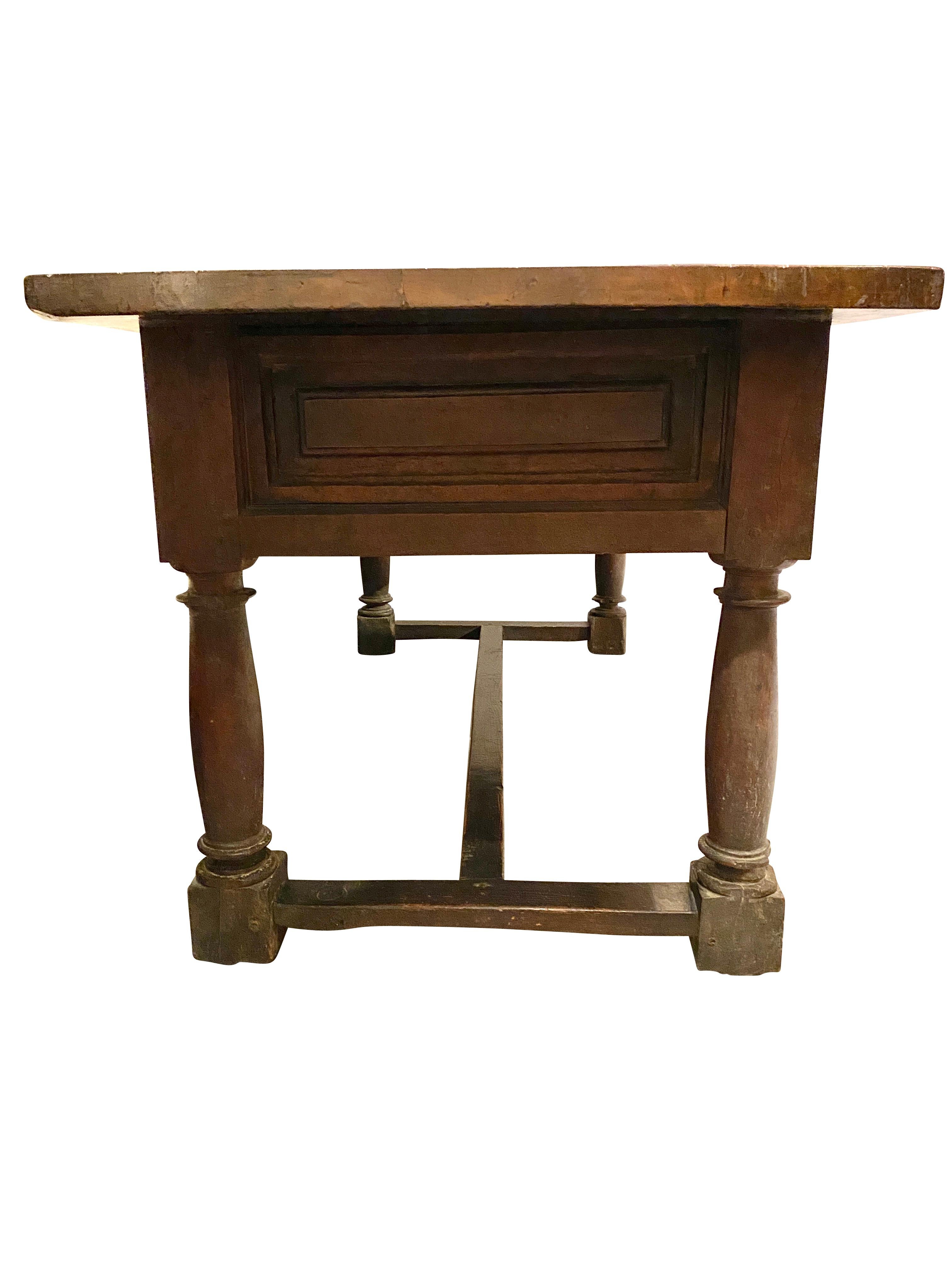 17th Century Spanish Baroque Walnut Table In Fair Condition For Sale In Essex, MA
