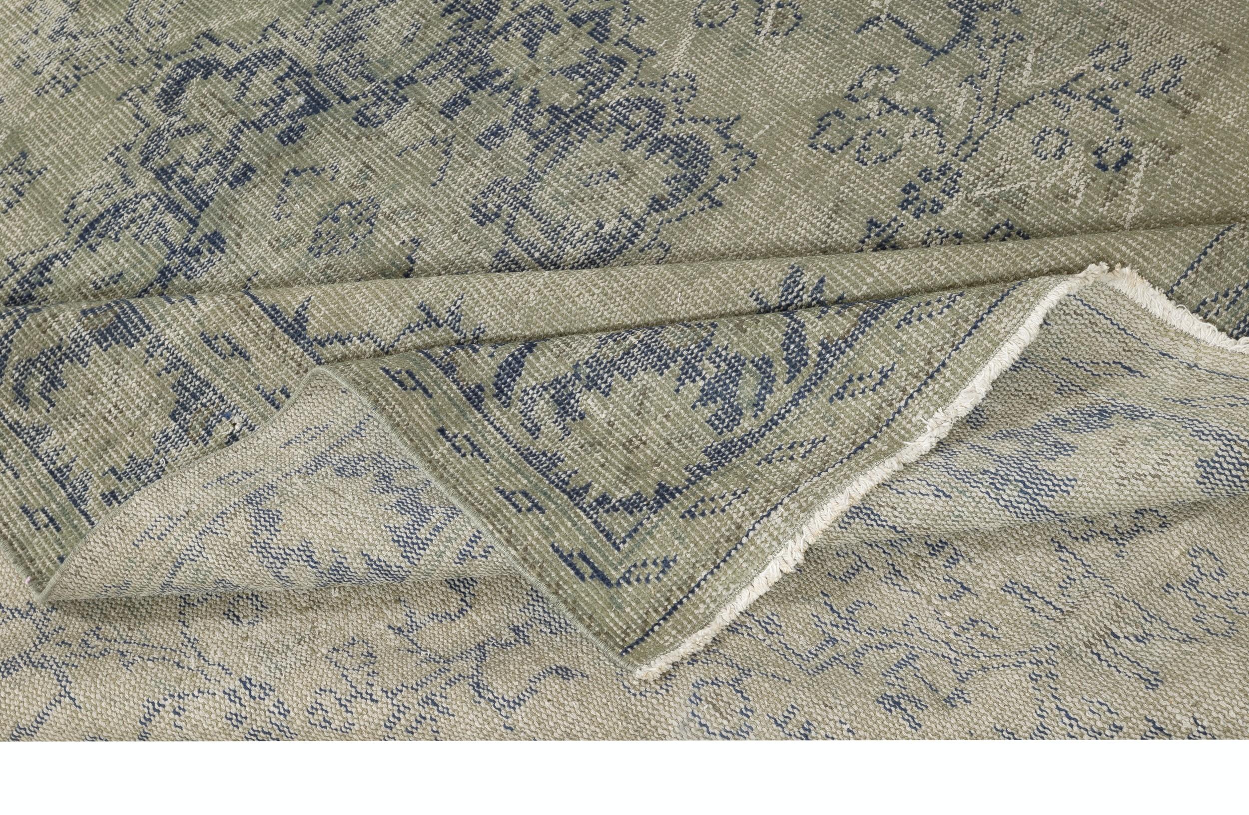 Modern 7x10 Ft Decorative Hand Knotted Turkish Wool Area Rug in Green Color For Sale