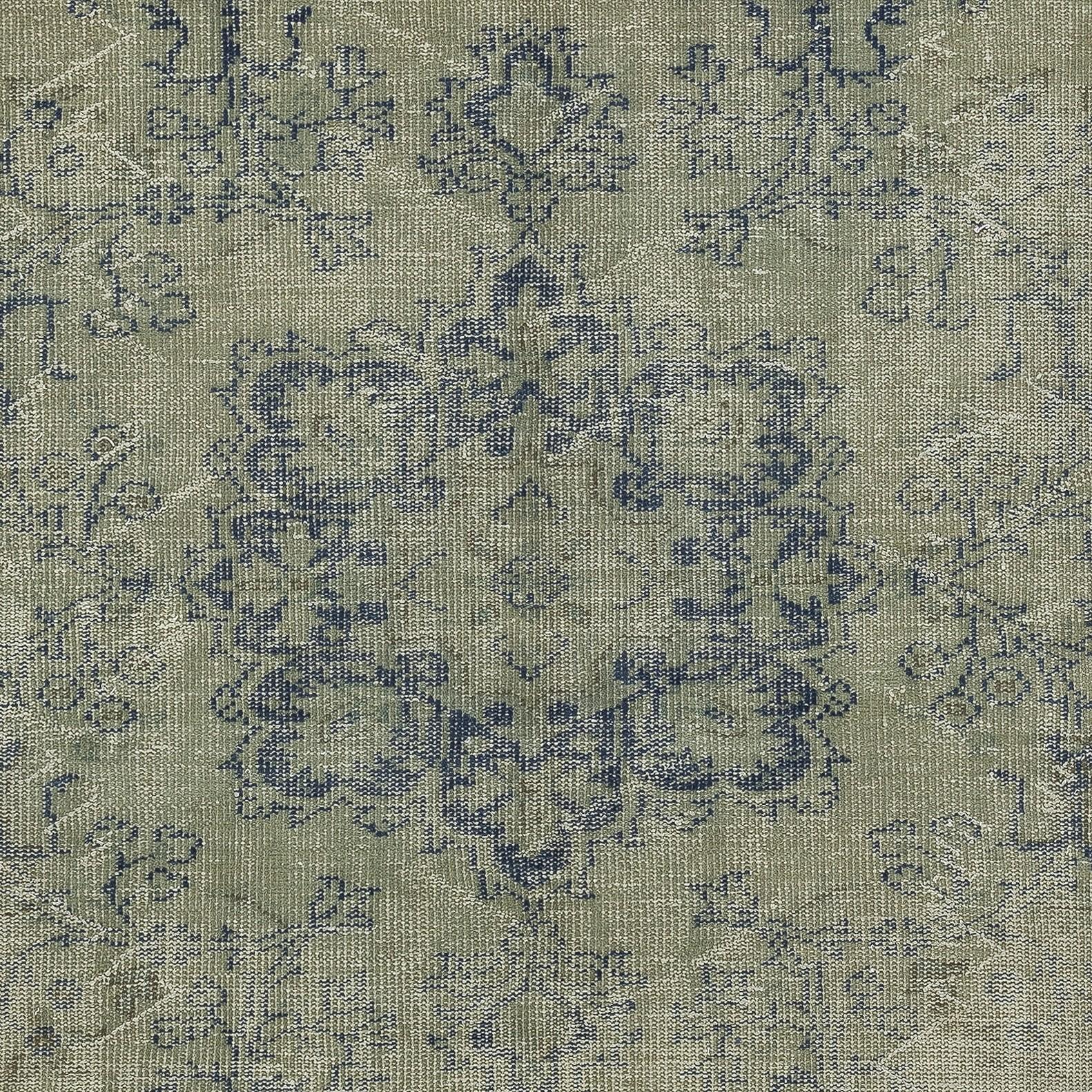 7x10 Ft Decorative Hand Knotted Turkish Wool Area Rug in Green Color In Good Condition For Sale In Spring Valley, NY