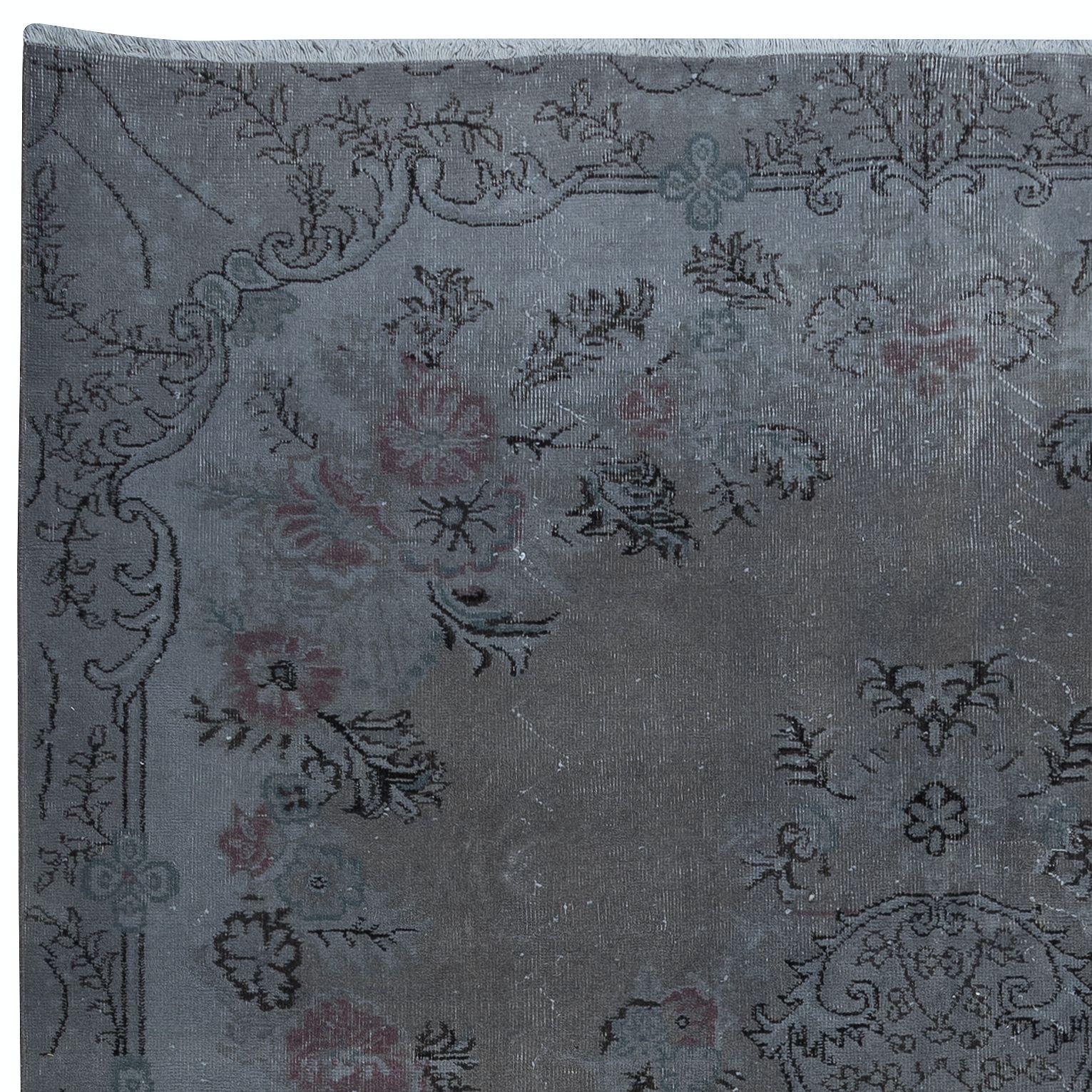 7x10 Fuß dekorativer handgefertigter türkischer europäischer Designteppich in grauen und braunen Tönen (Türkisch) im Angebot