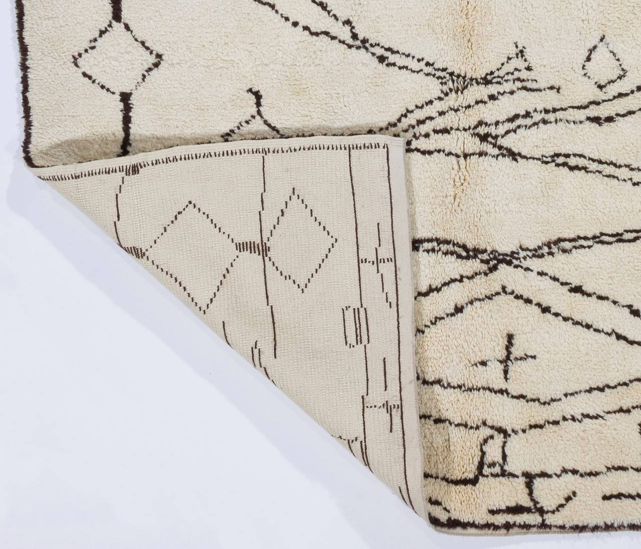 Scandinavian Modern 7x10 ft Modern Moroccan Berber Rug Made of Undyed Wool, Custom Options Available For Sale