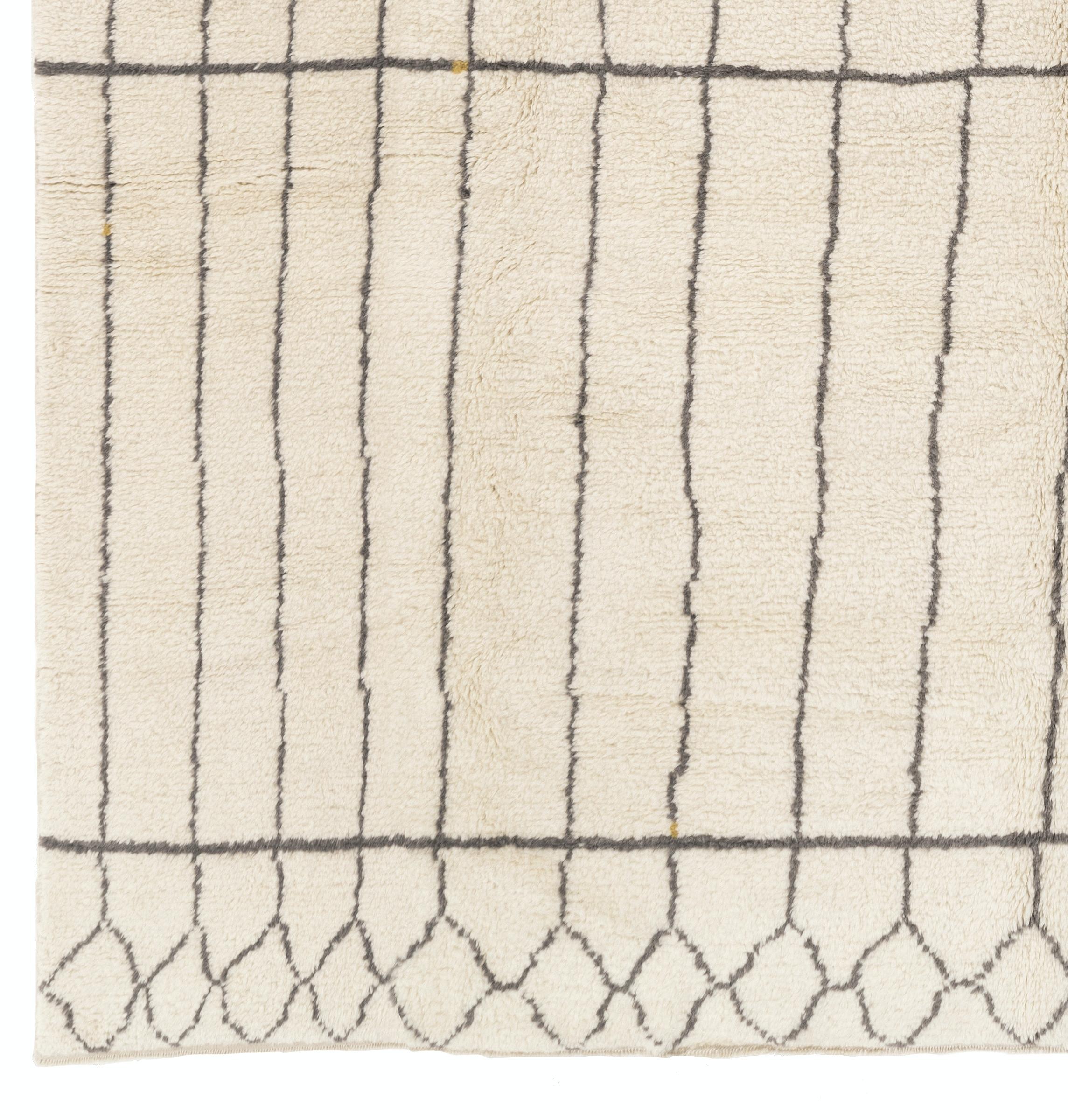 Hand-Knotted 7x10 Ft Moroccan Rug Made of 100% Natural Undyed Wool, Custom Options Available For Sale