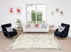 7x10 Ft Vintage Hand-Knotted Turkish Wool Area Rug with Medallion Design