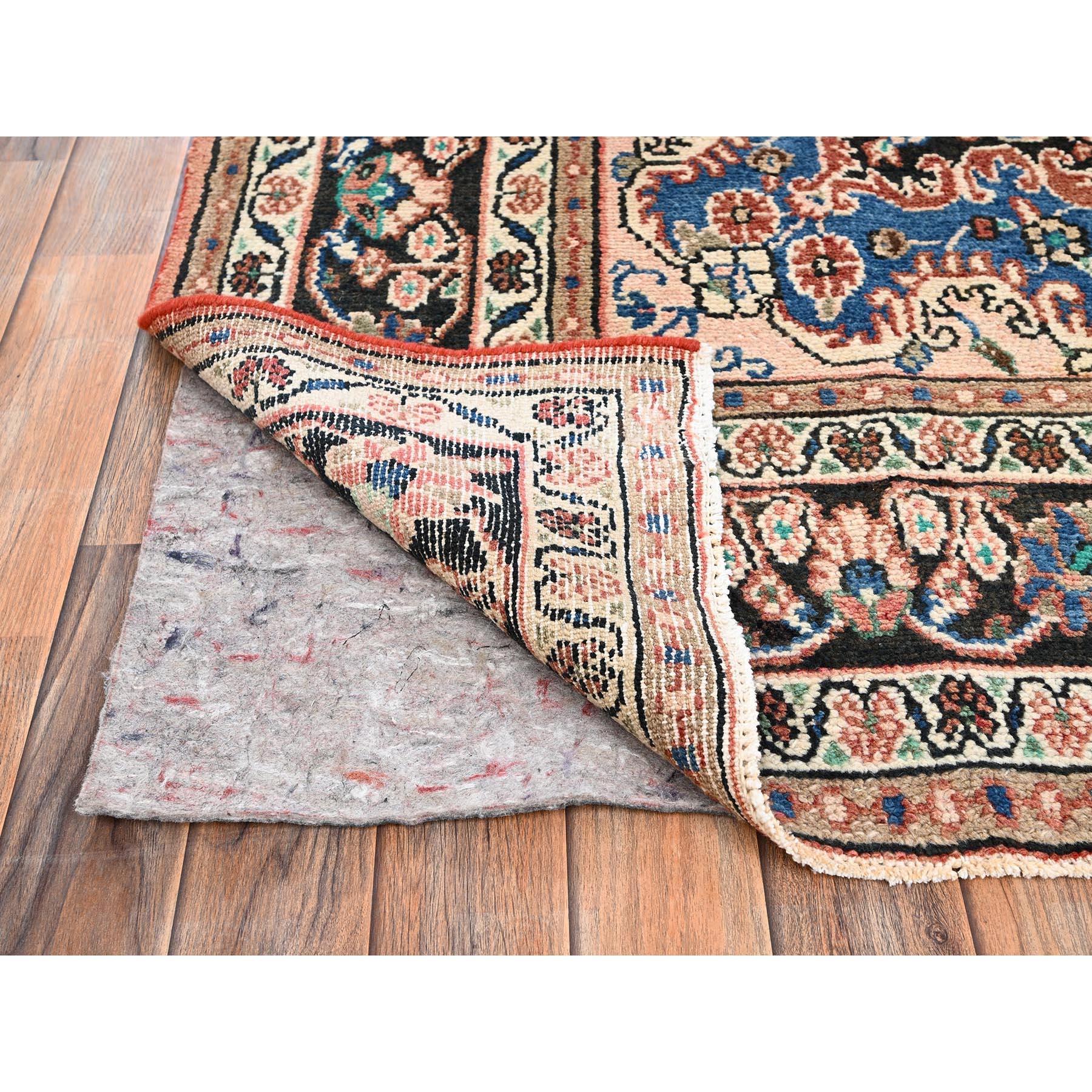 7'x10' Rose Pink Vintage Persian Bibikabad Hand Knotted Soft Wool Clean Rug im Zustand „Hervorragend“ im Angebot in Carlstadt, NJ