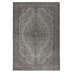 7x10.2 Ft Gray Redyed Vintage Turkish Rug. Handgefertigte Teppiche für moderne Innenräume