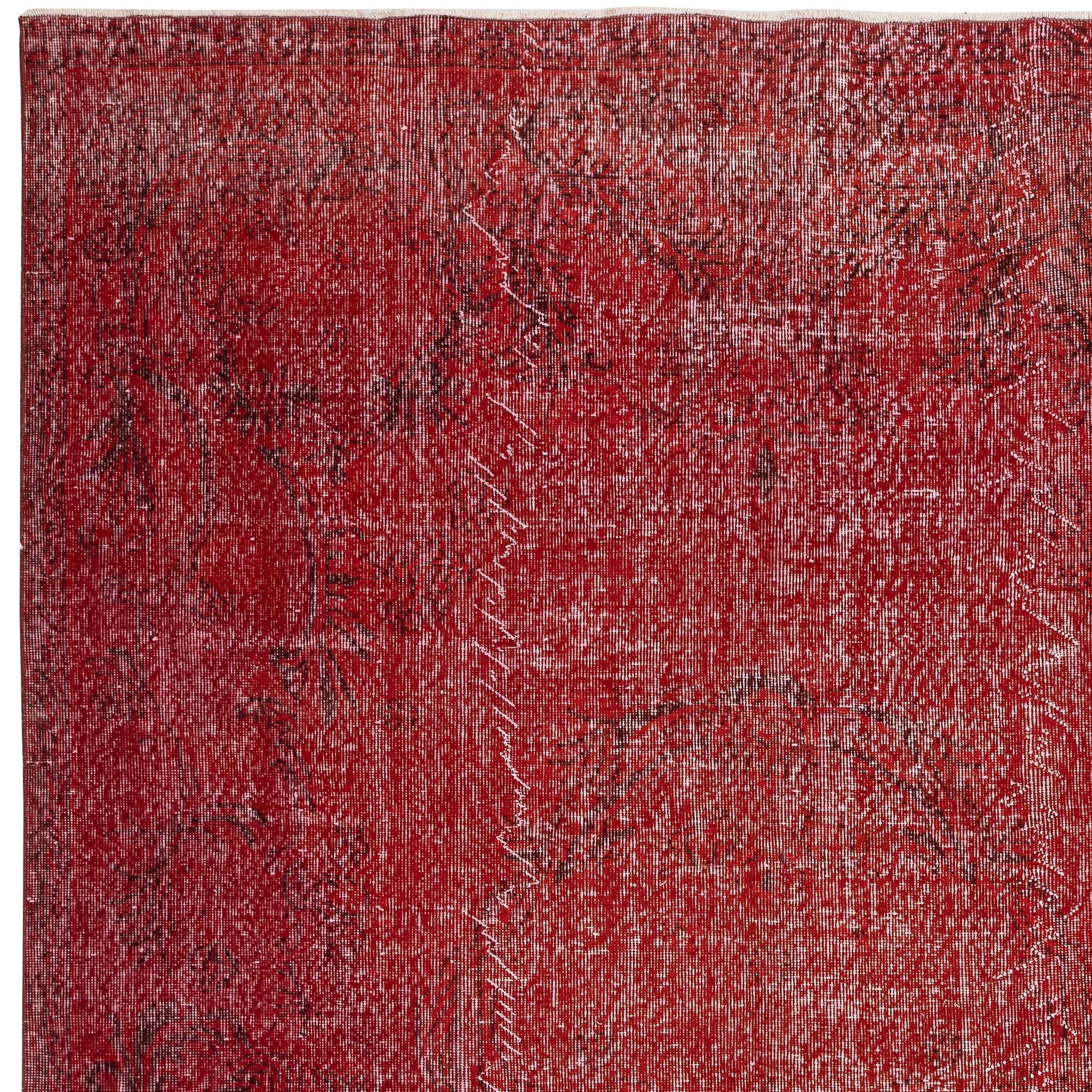 7x10.2 Ft Rot Türkisch Bereich Teppich für Schlafzimmer. Handgefertigter Vintage-Teppich für das Wohnzimmer im Zustand „Gut“ im Angebot in Spring Valley, NY