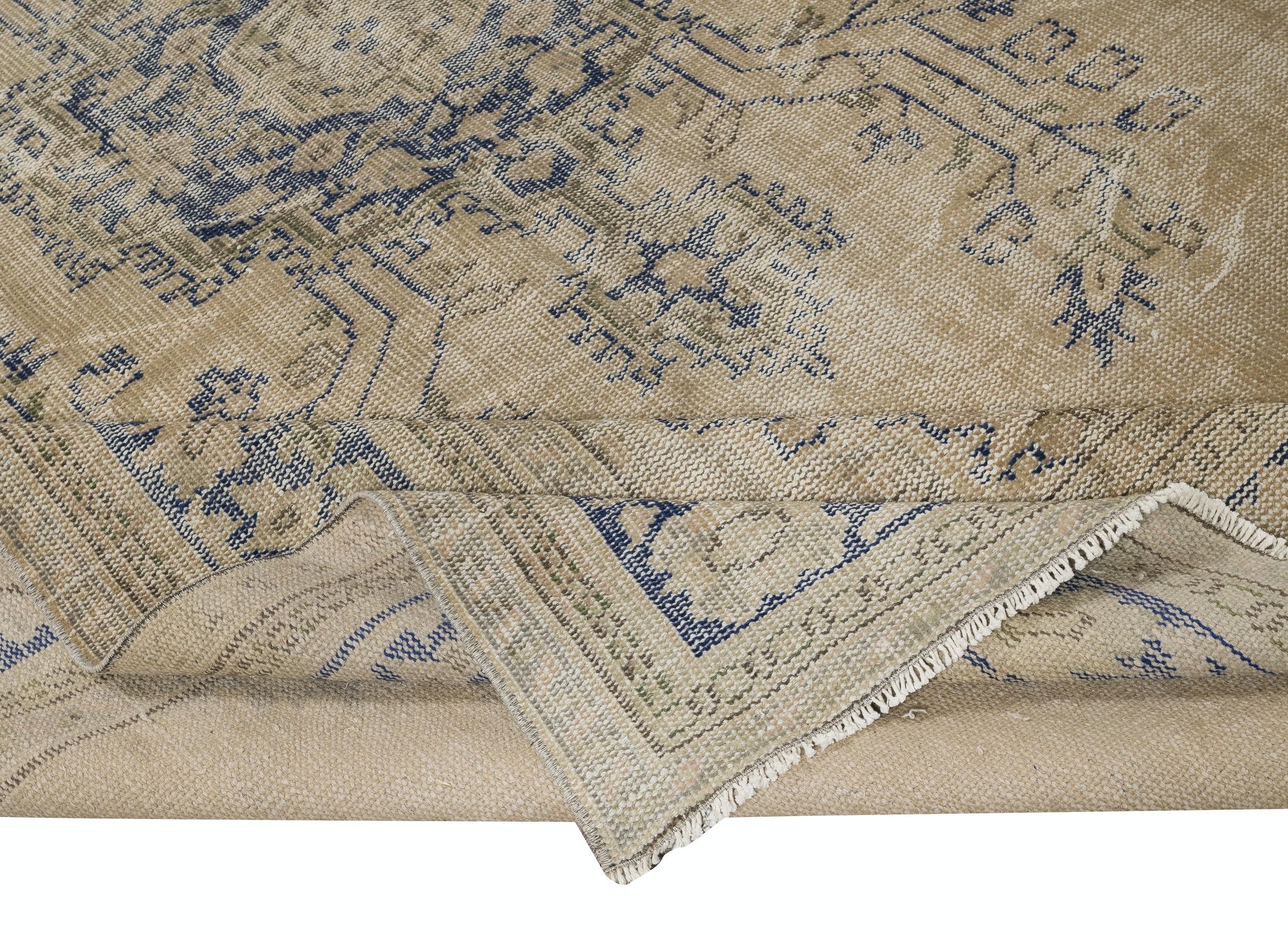 Country Tappeto turco vintage fatto a mano 7x10.3 Ft per arredamento rustico, country e casalingo in vendita